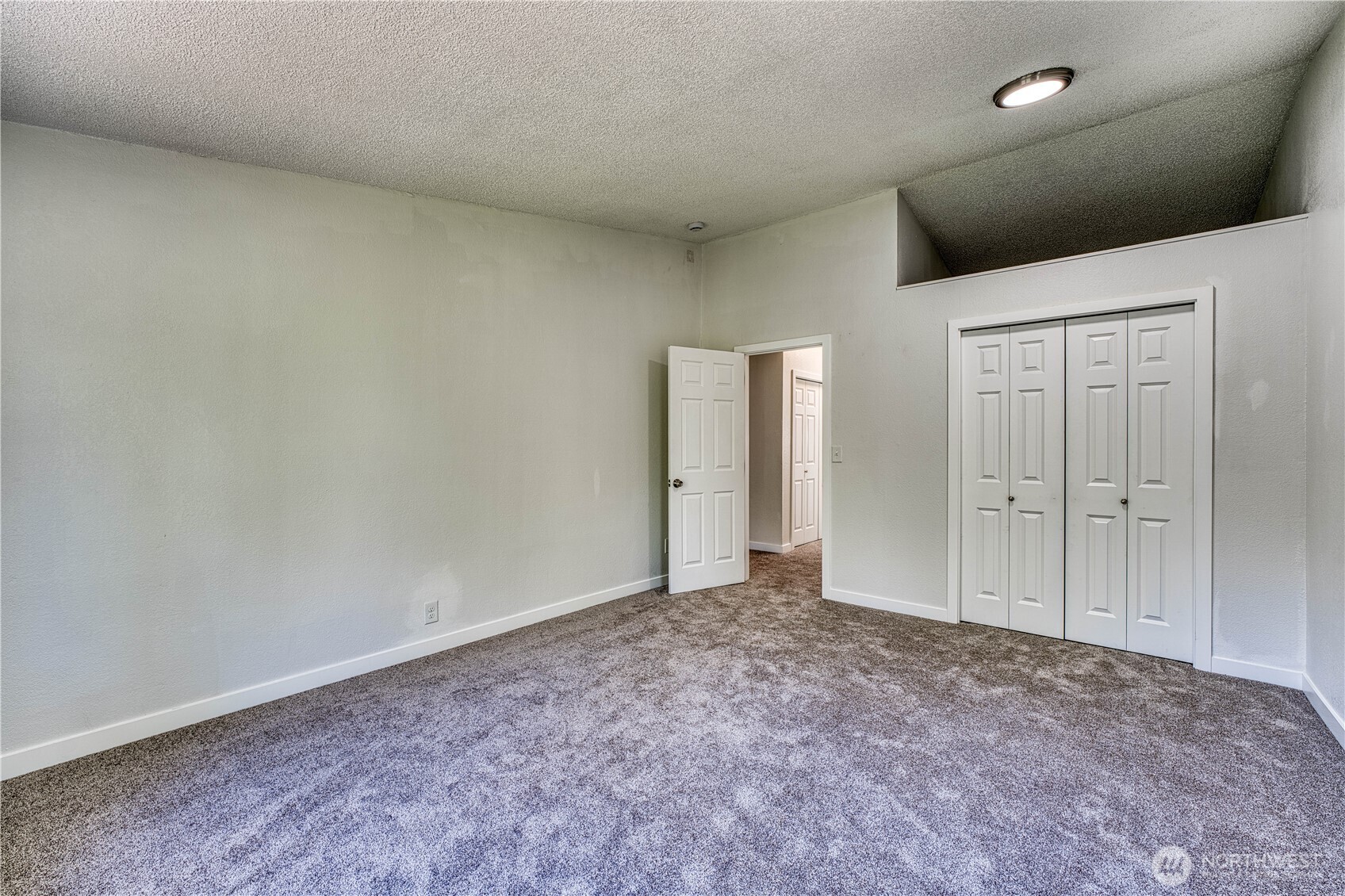 4111 Wollochet Drive NW