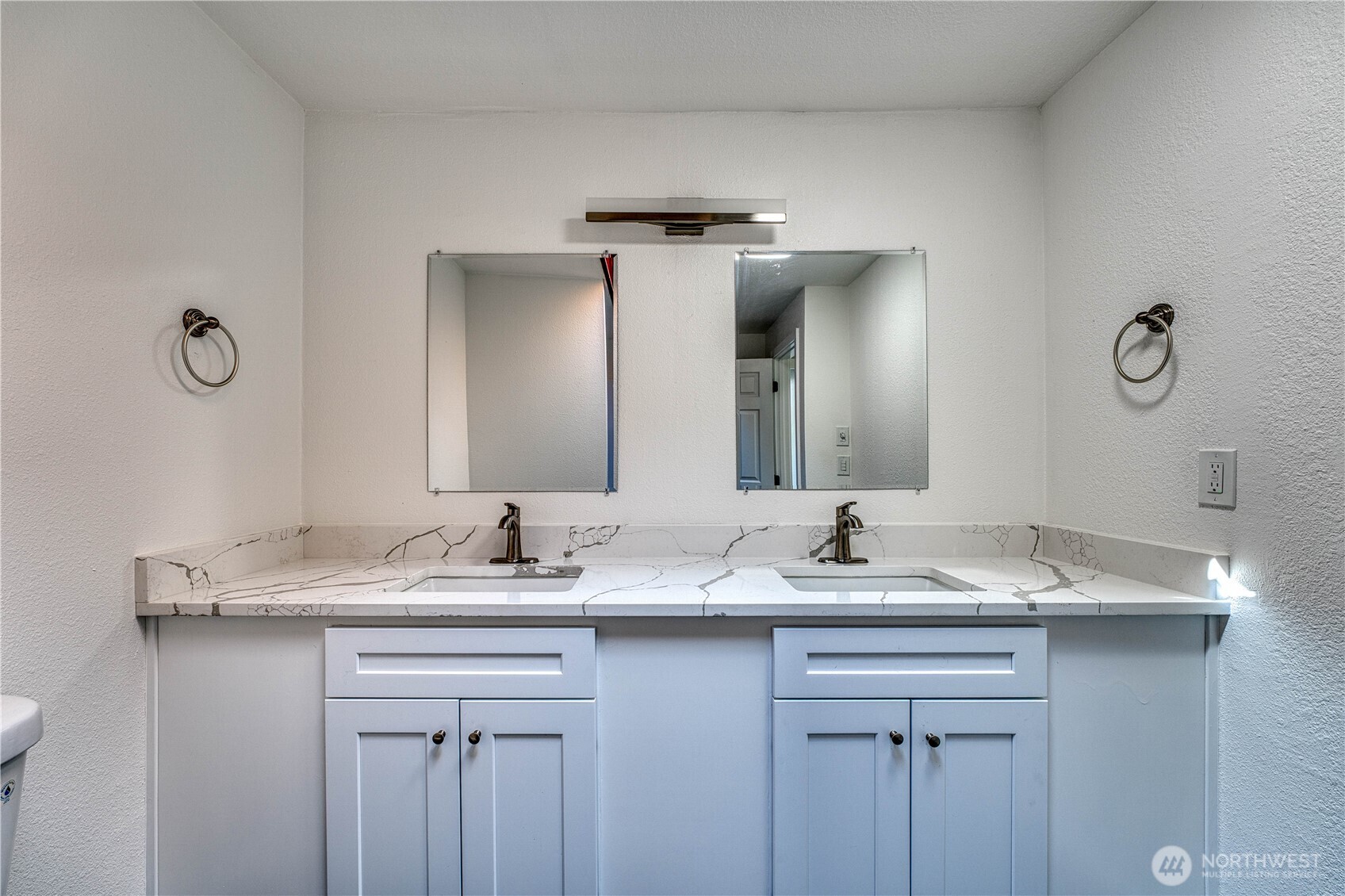 4111 Wollochet Drive NW