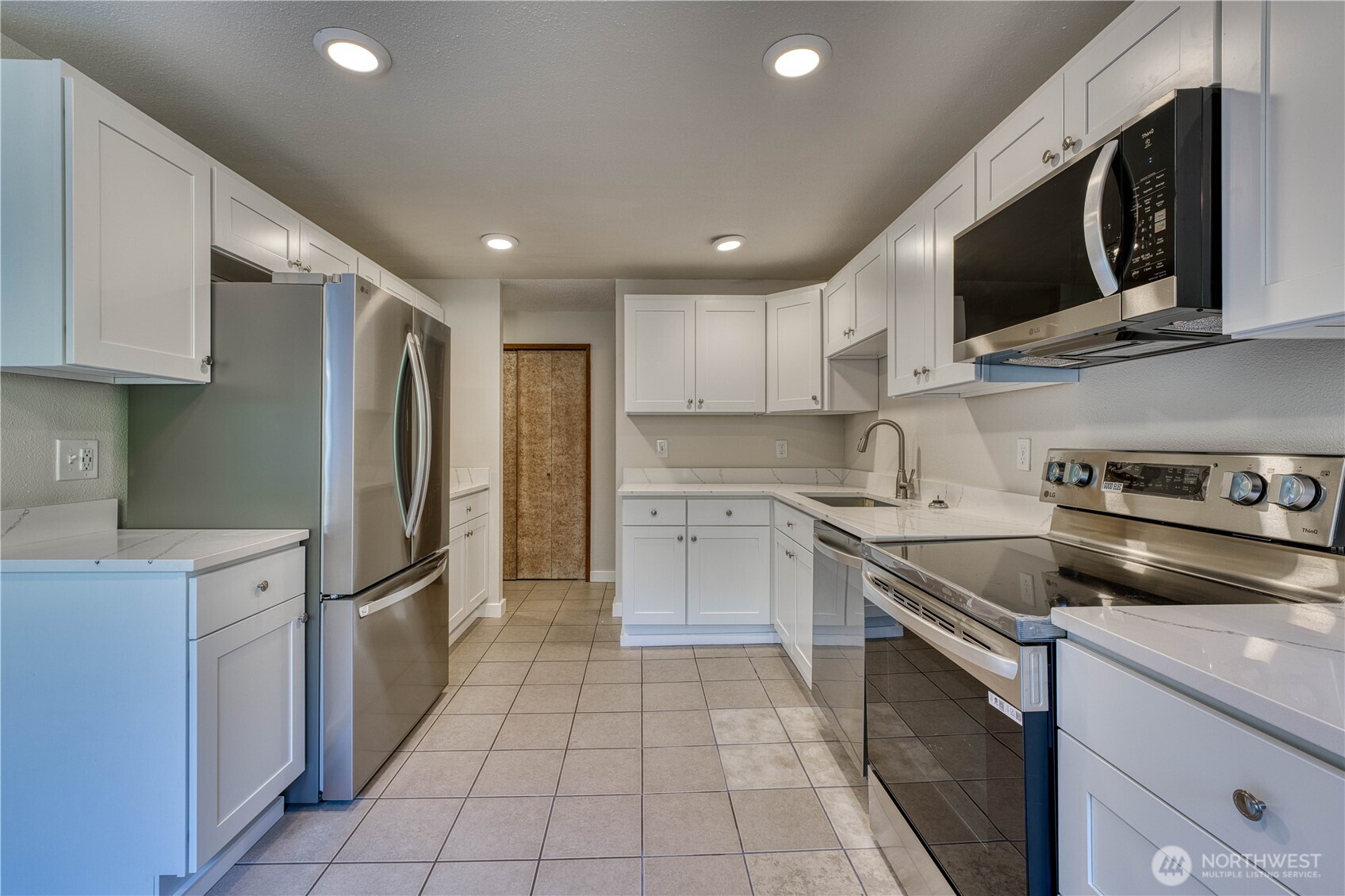 4111 Wollochet Drive NW