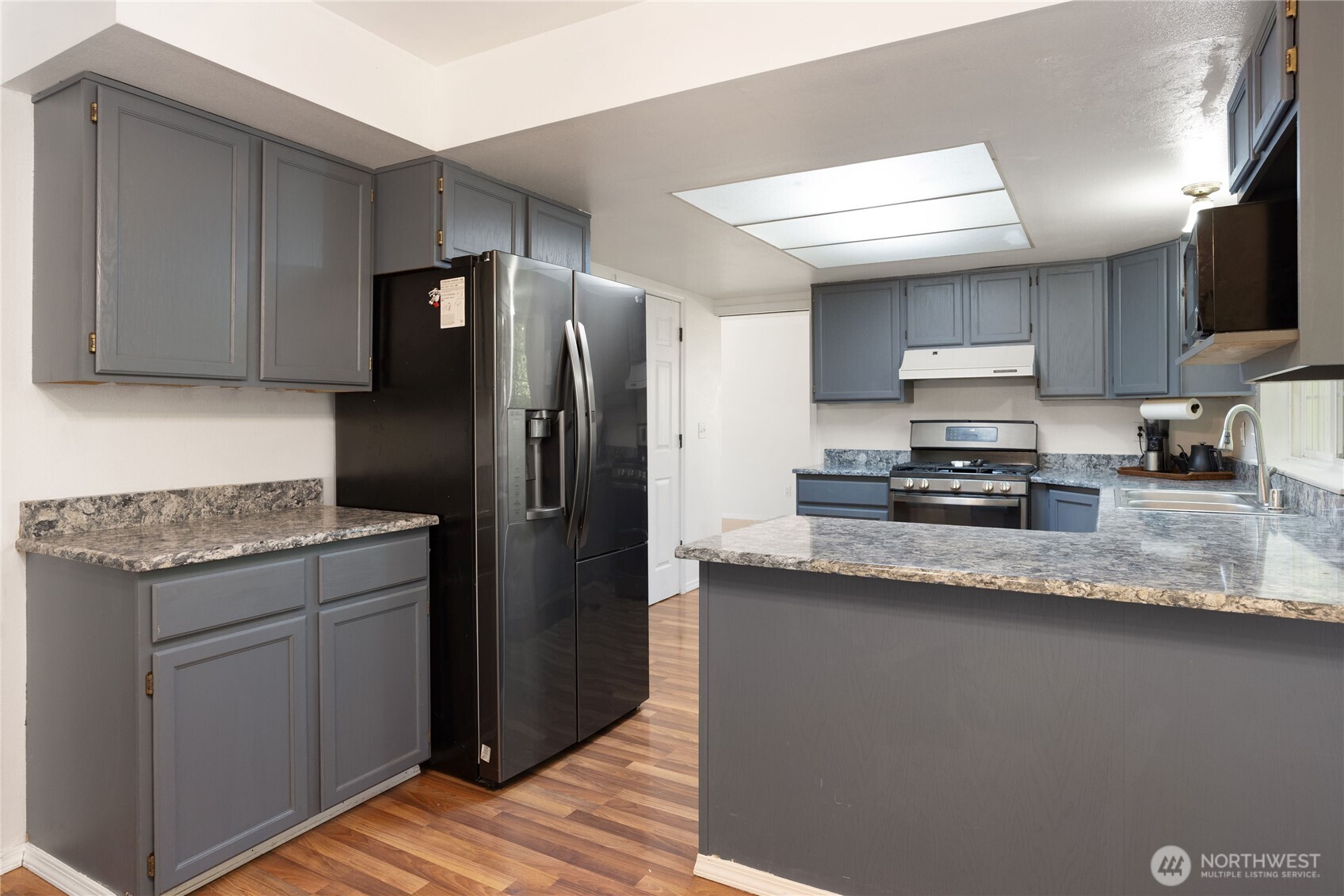 2275 Northlake Way NW