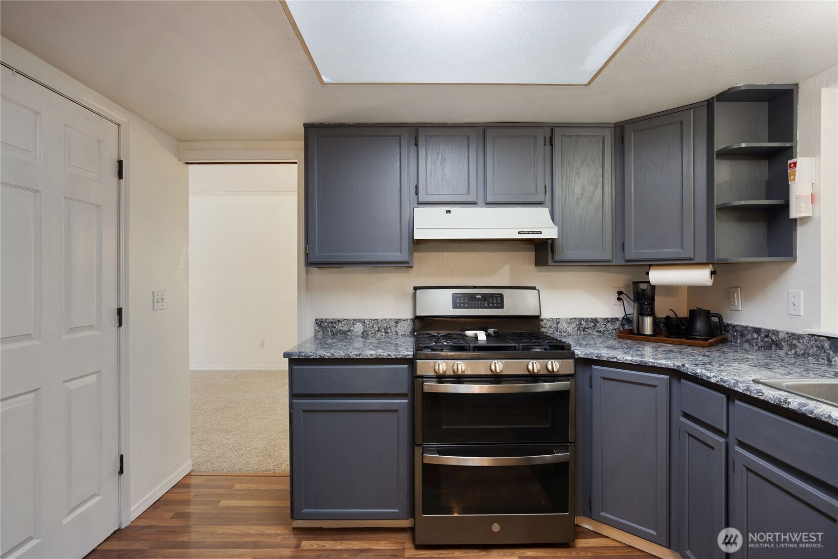 2275 Northlake Way NW