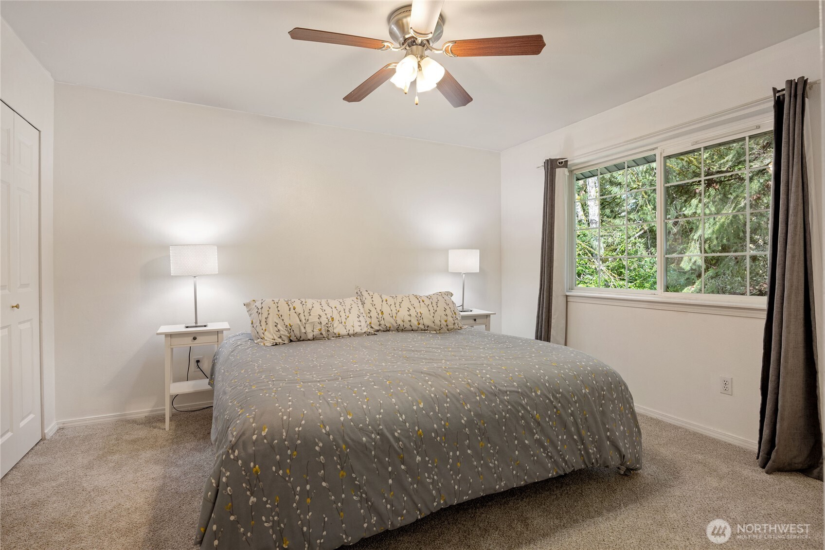 2275 Northlake Way NW