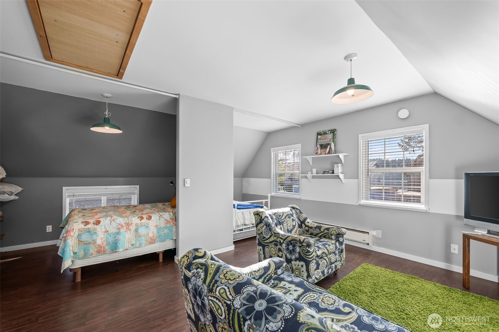 3048 Steamboat Island Road NW