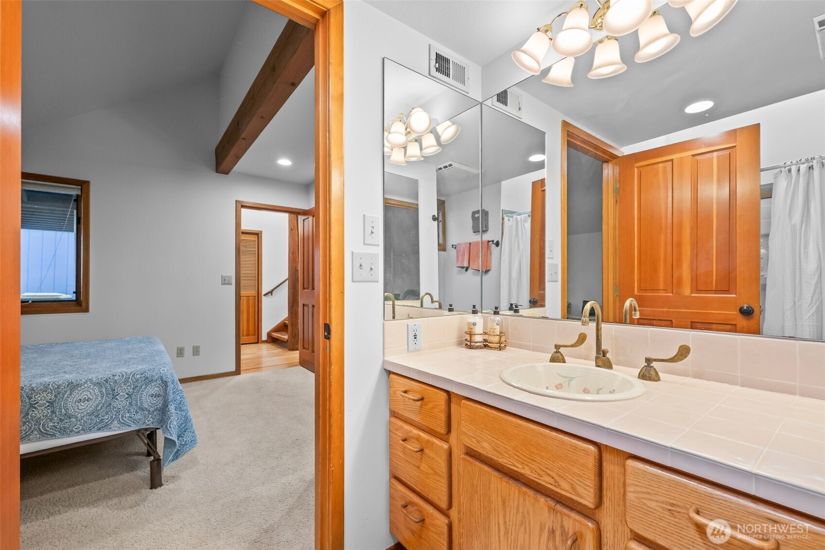 3048 Steamboat Island Road NW