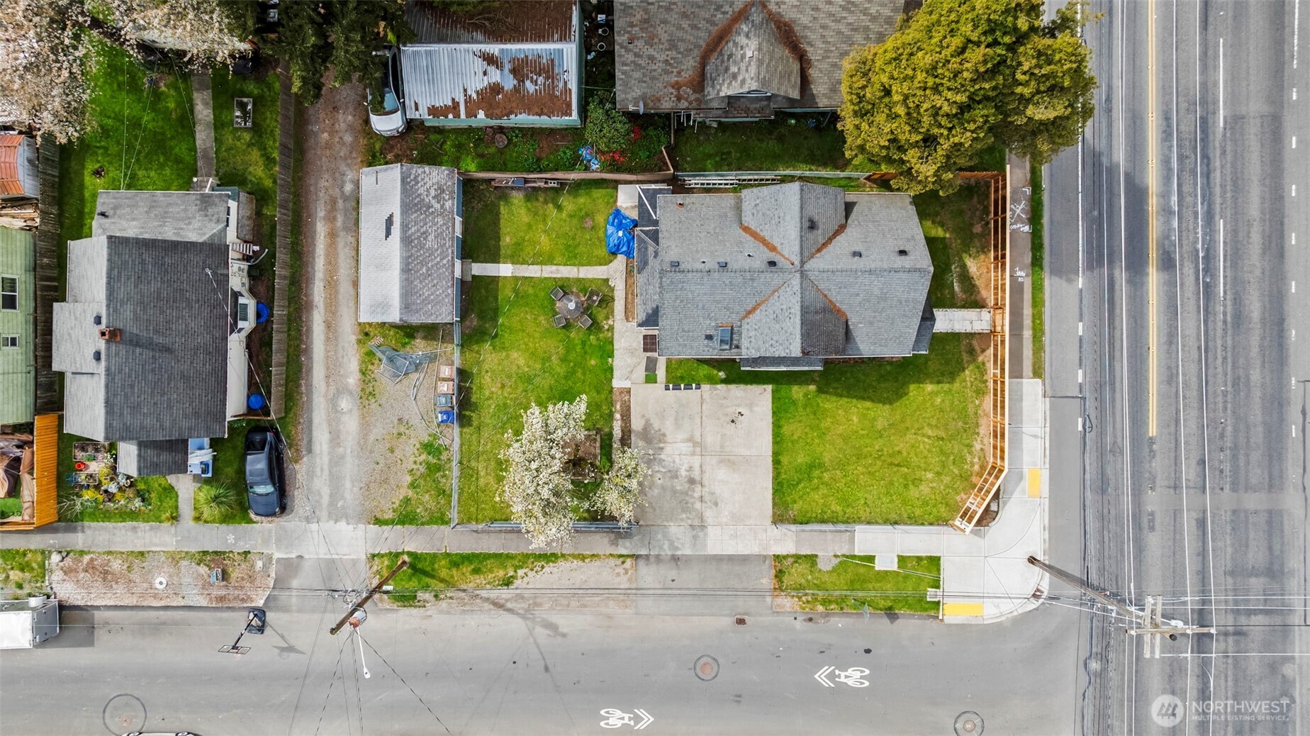 2204 S 12th Street
