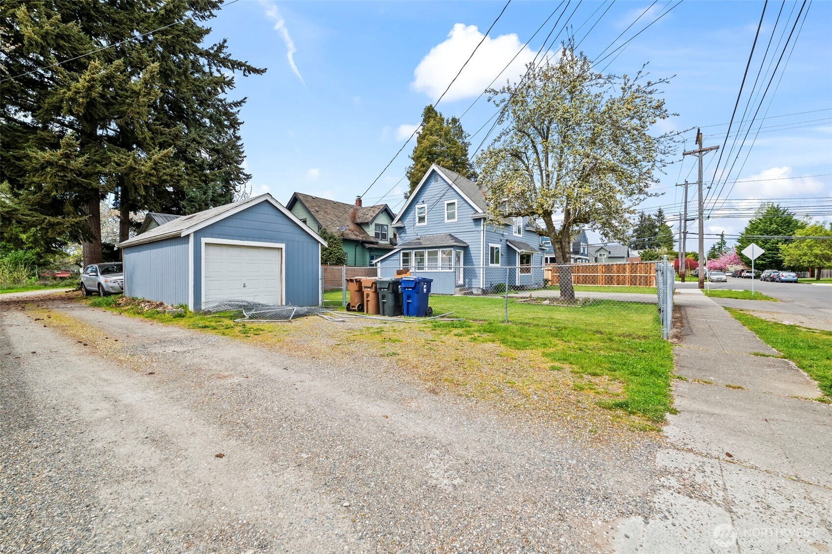 2204 S 12th Street