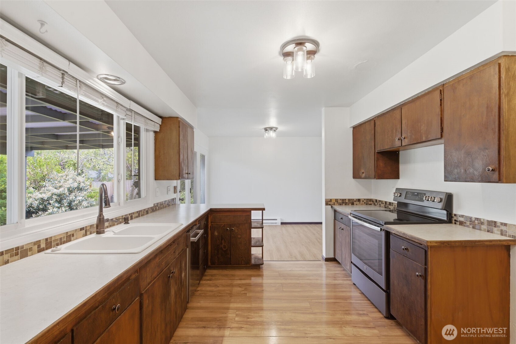 607 S 14th Street
