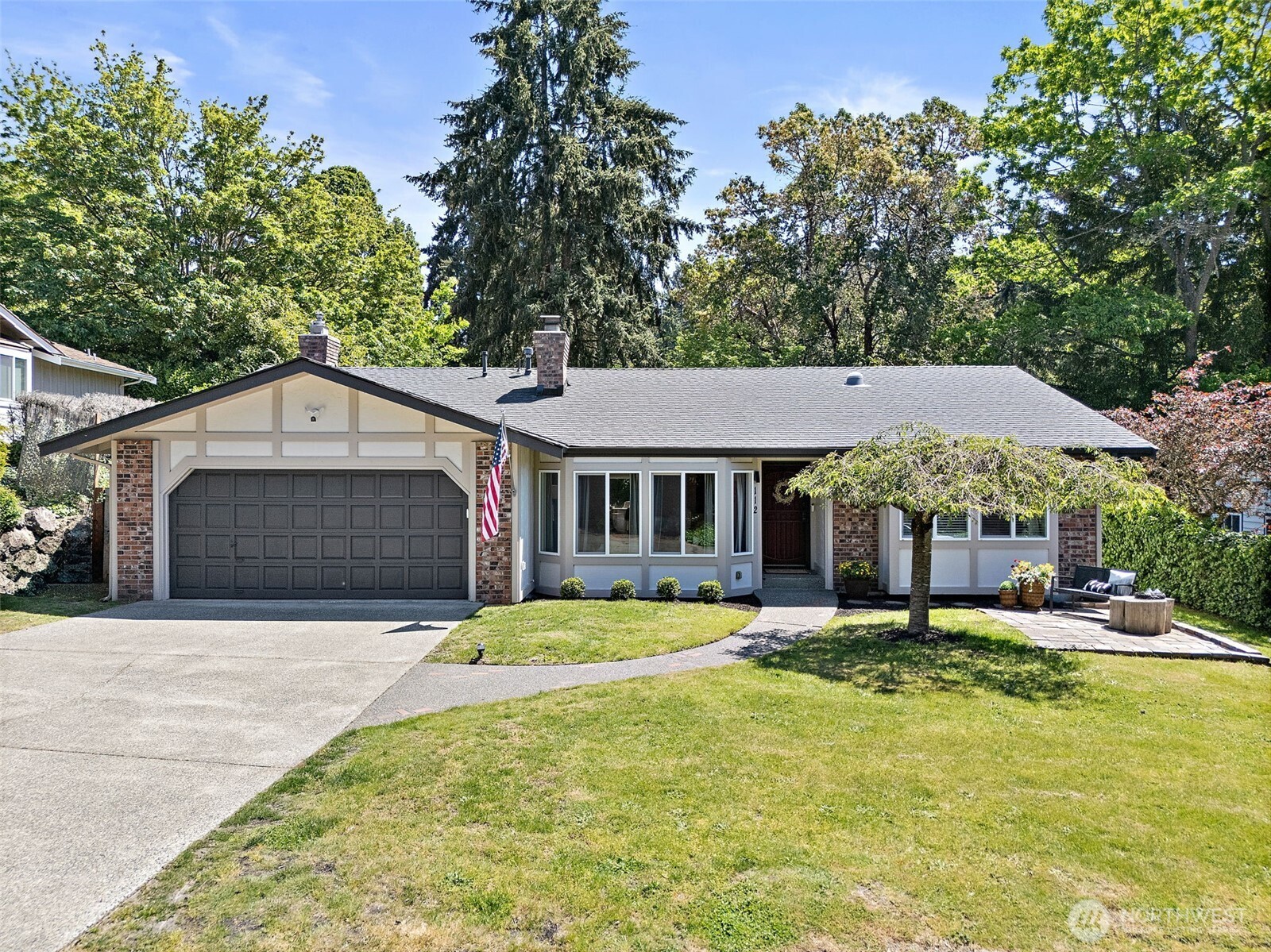 112 Lila Street