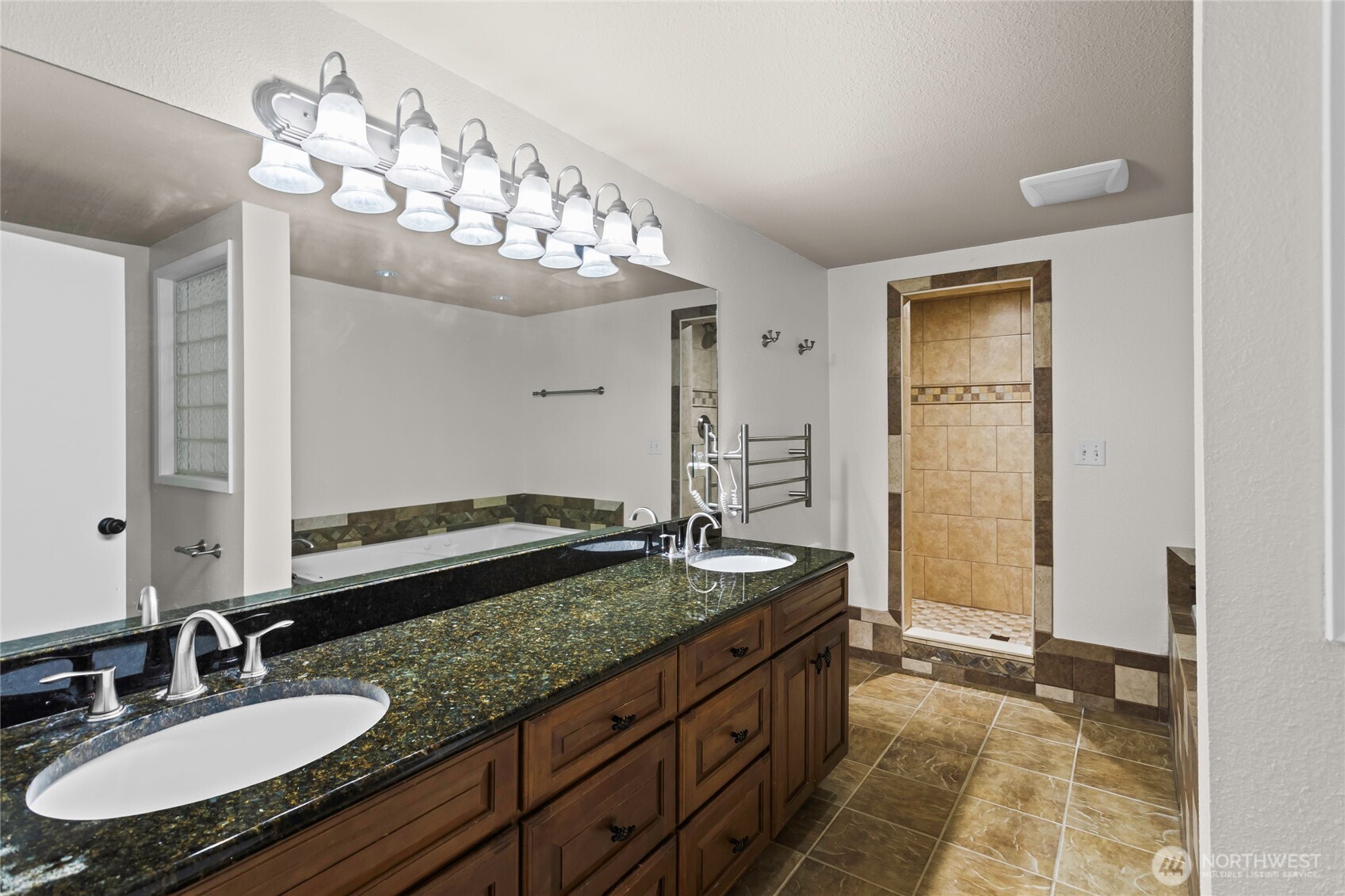 1 Beach Lane SW