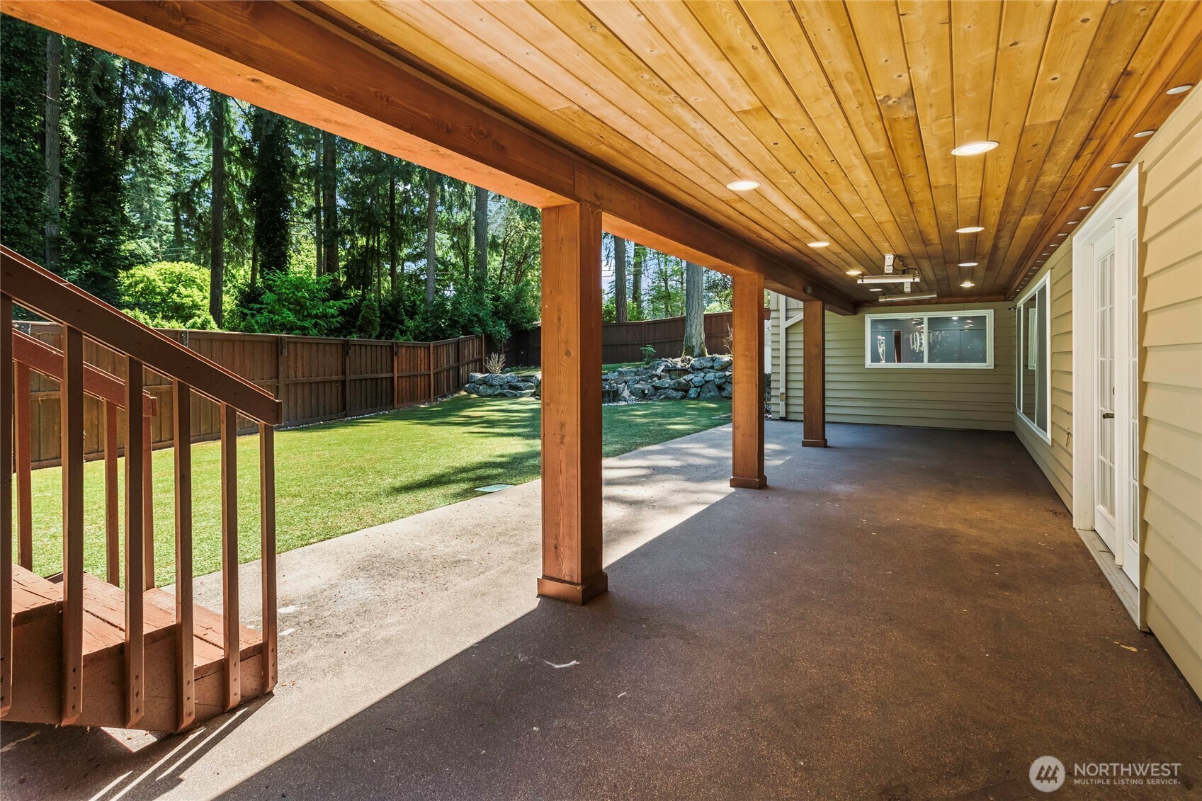 1 Beach Lane SW