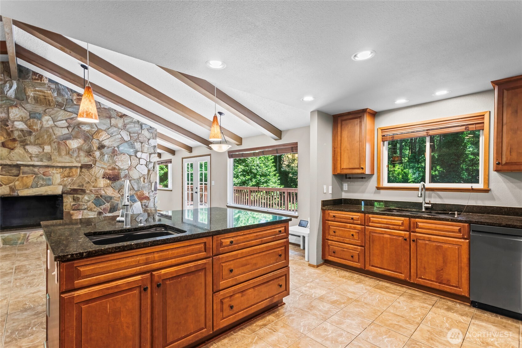 1 Beach Lane SW