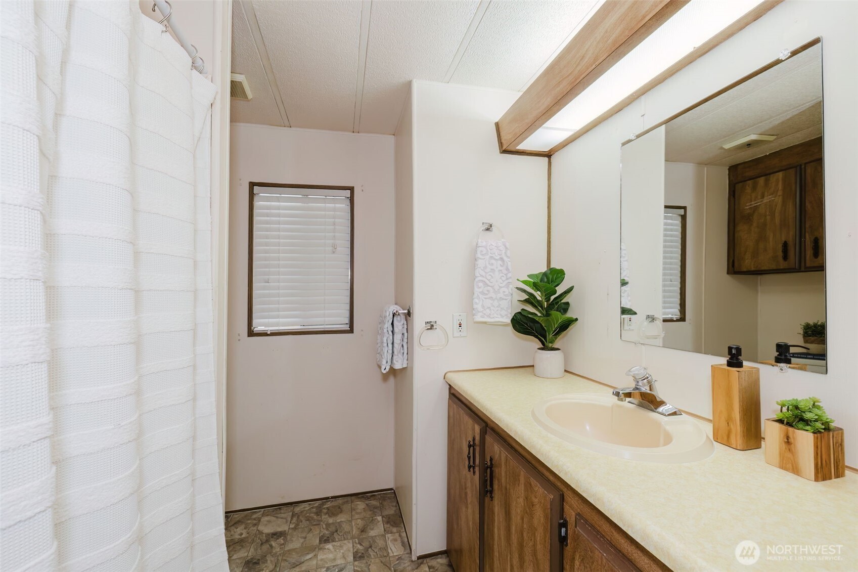 16300 State Highway 305 NE Unit: 58