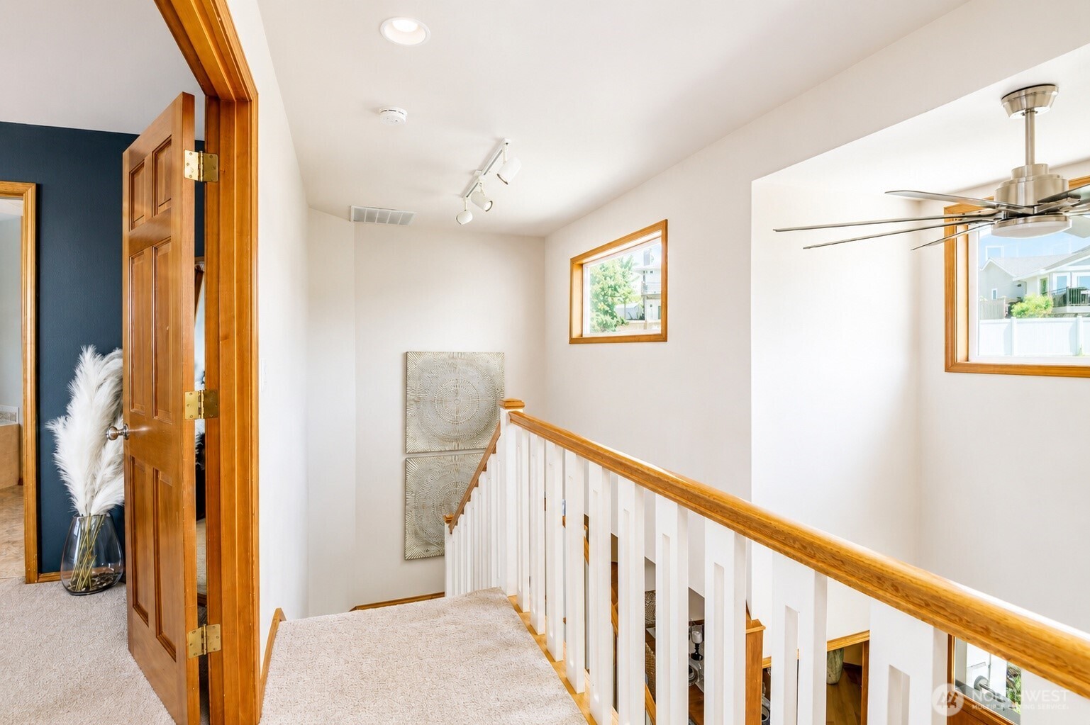41 Leschi Drive