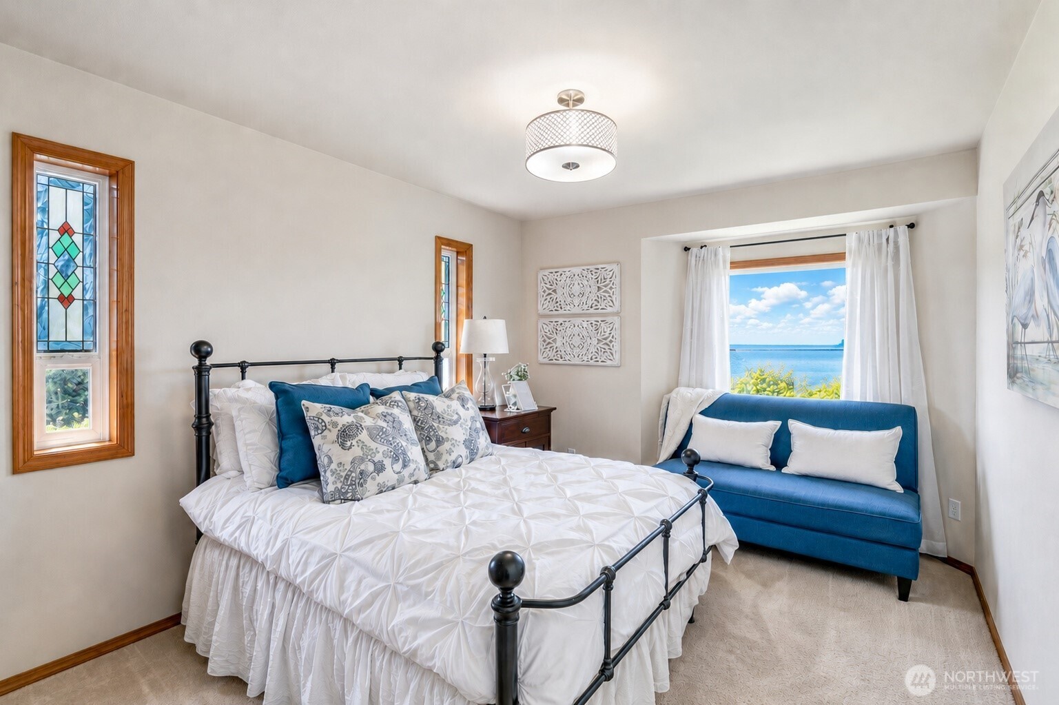41 Leschi Drive
