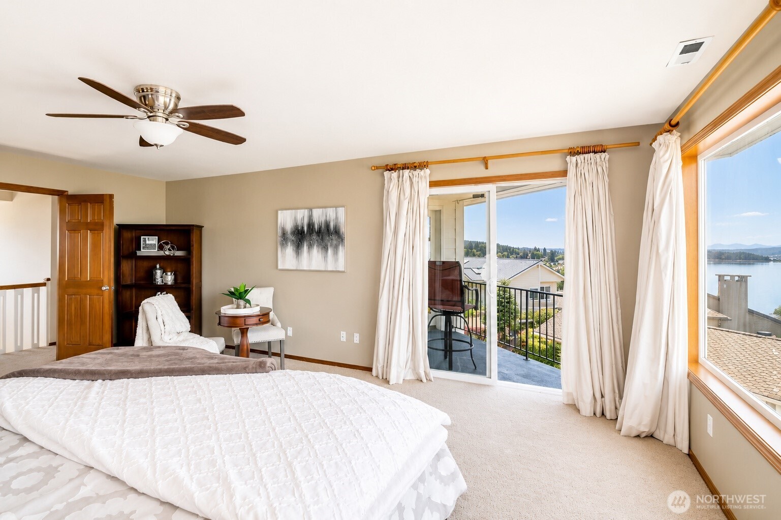 41 Leschi Drive