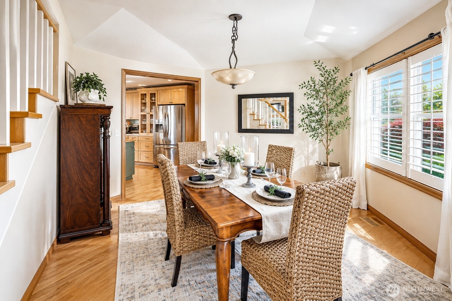 41 Leschi Drive