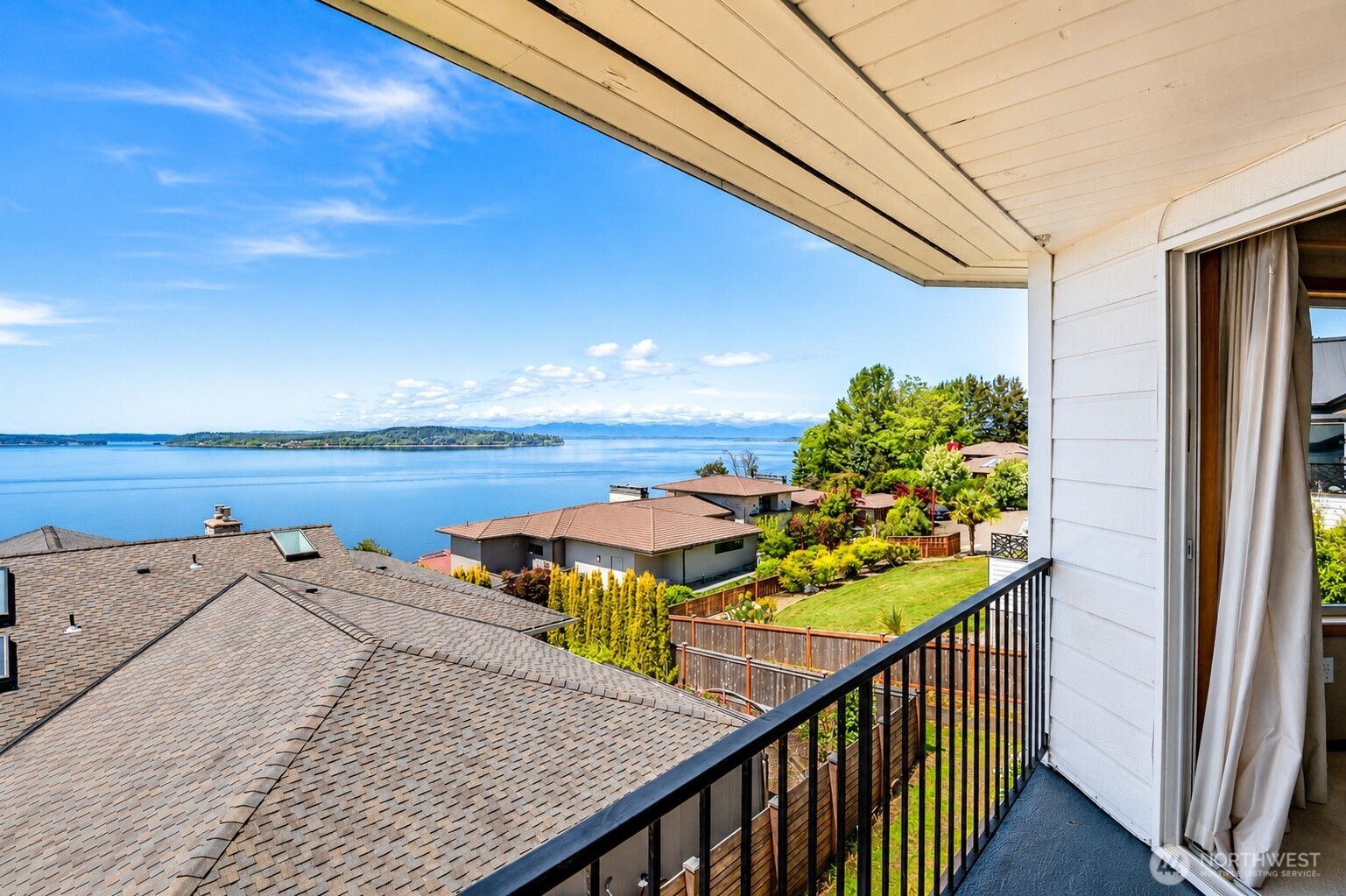 41 Leschi Drive