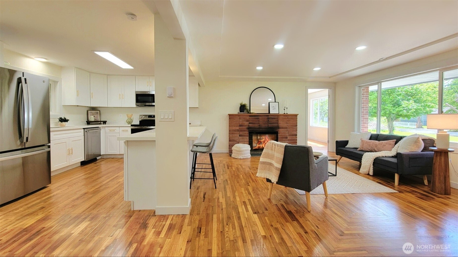 11801 28th Avenue E