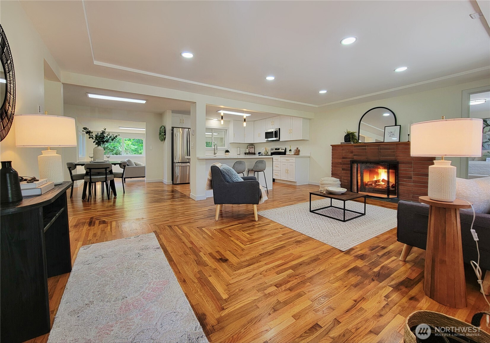 11801 28th Avenue E