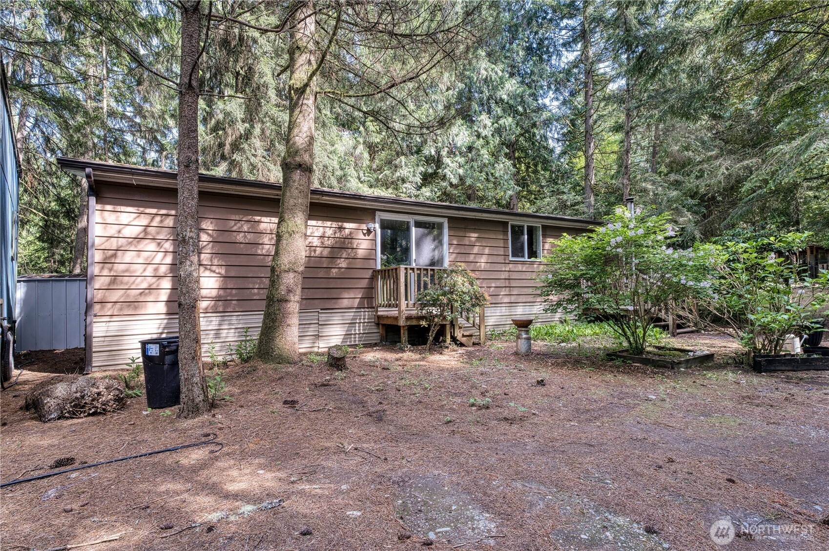 15873 Peacock Hill Road SE