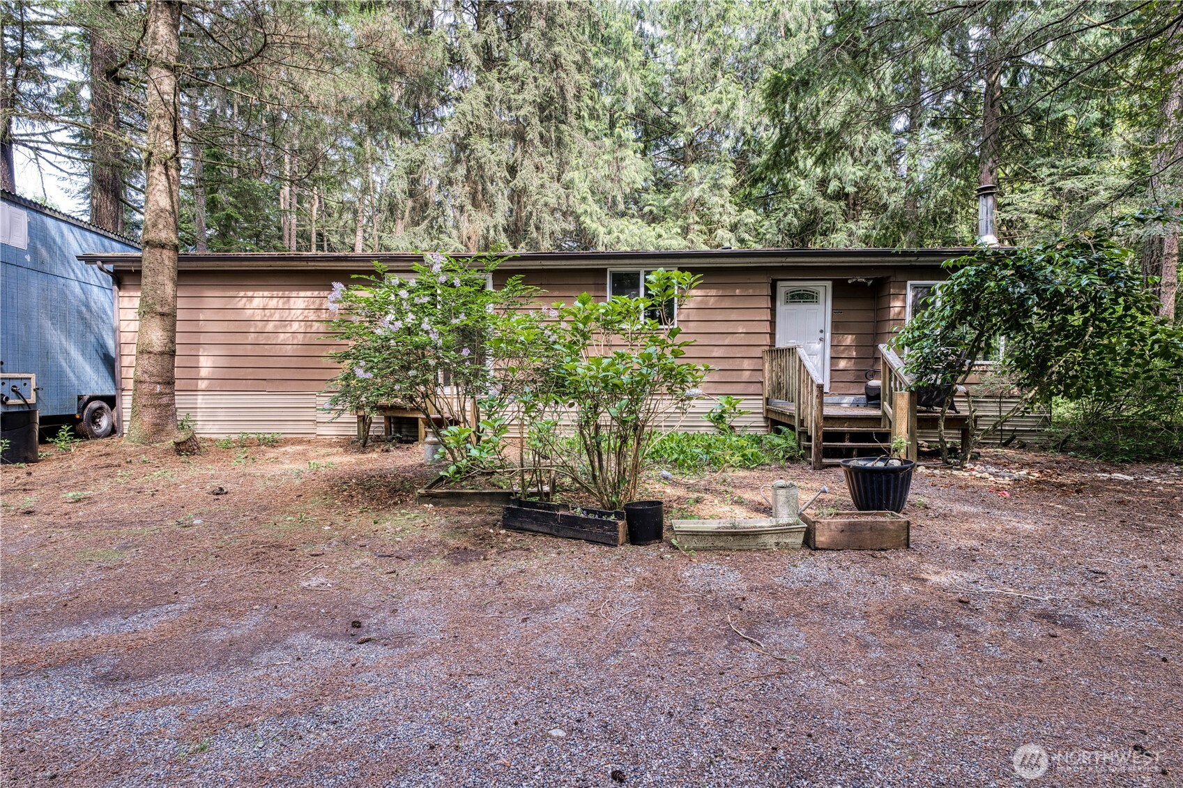 15873 Peacock Hill Road SE