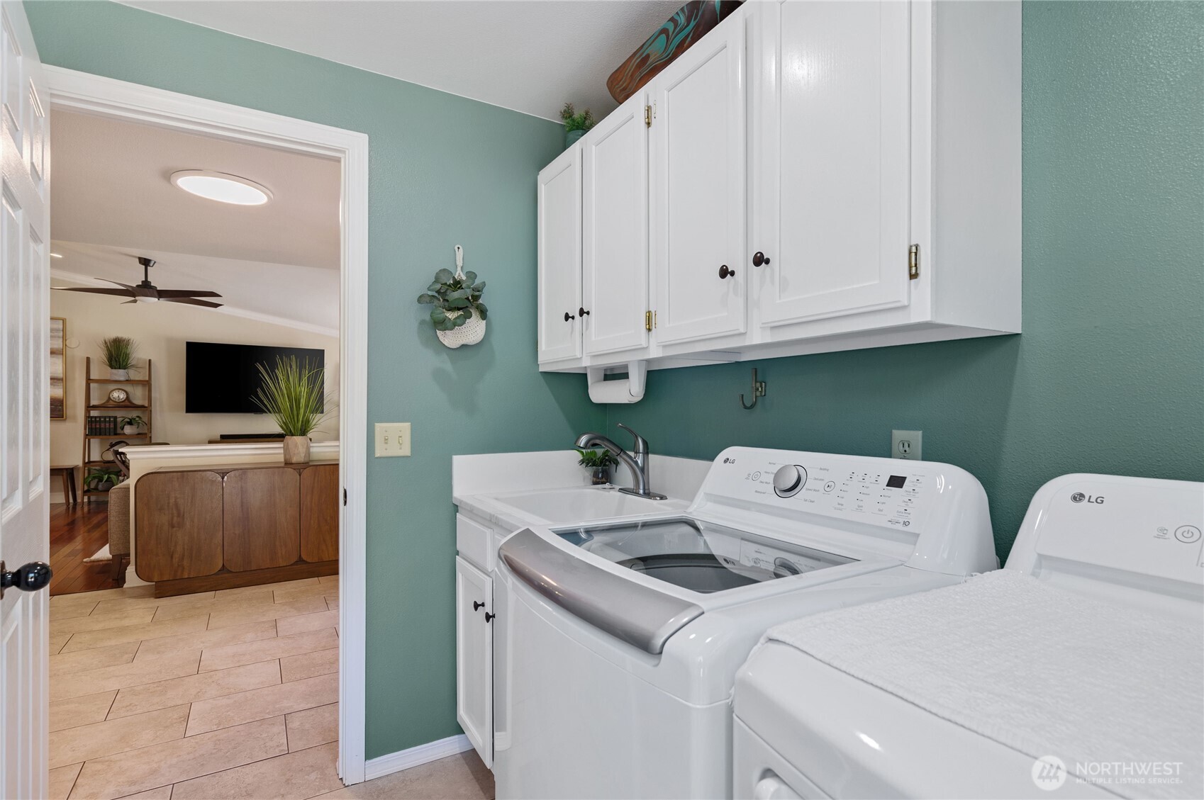 6300 SW Caboose Court