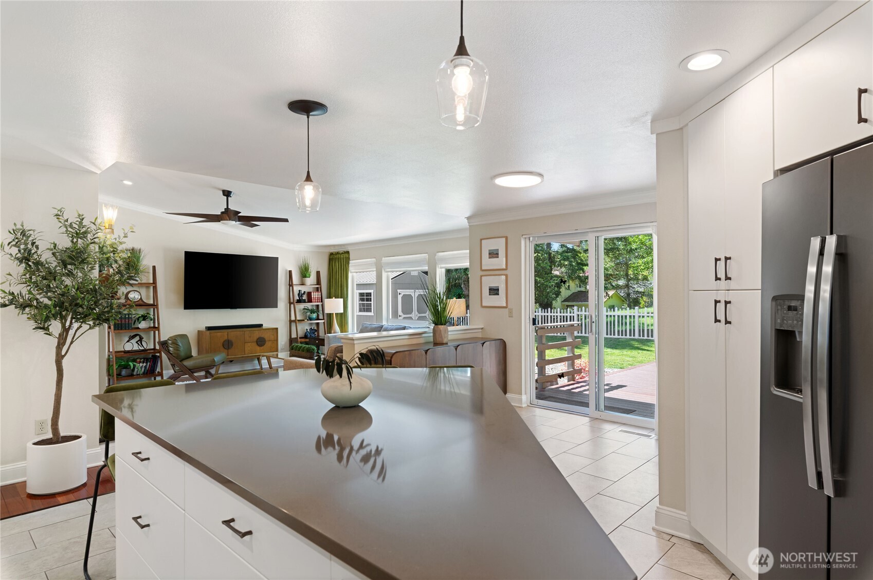 6300 SW Caboose Court