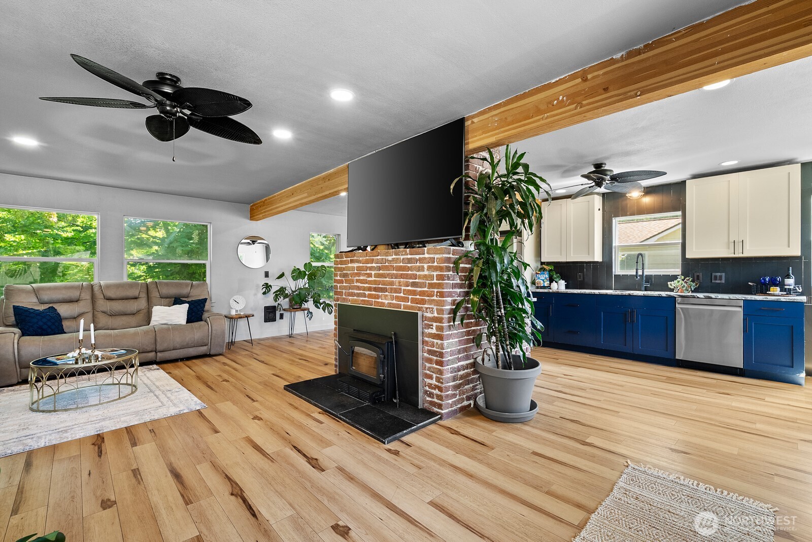 307 4th Street