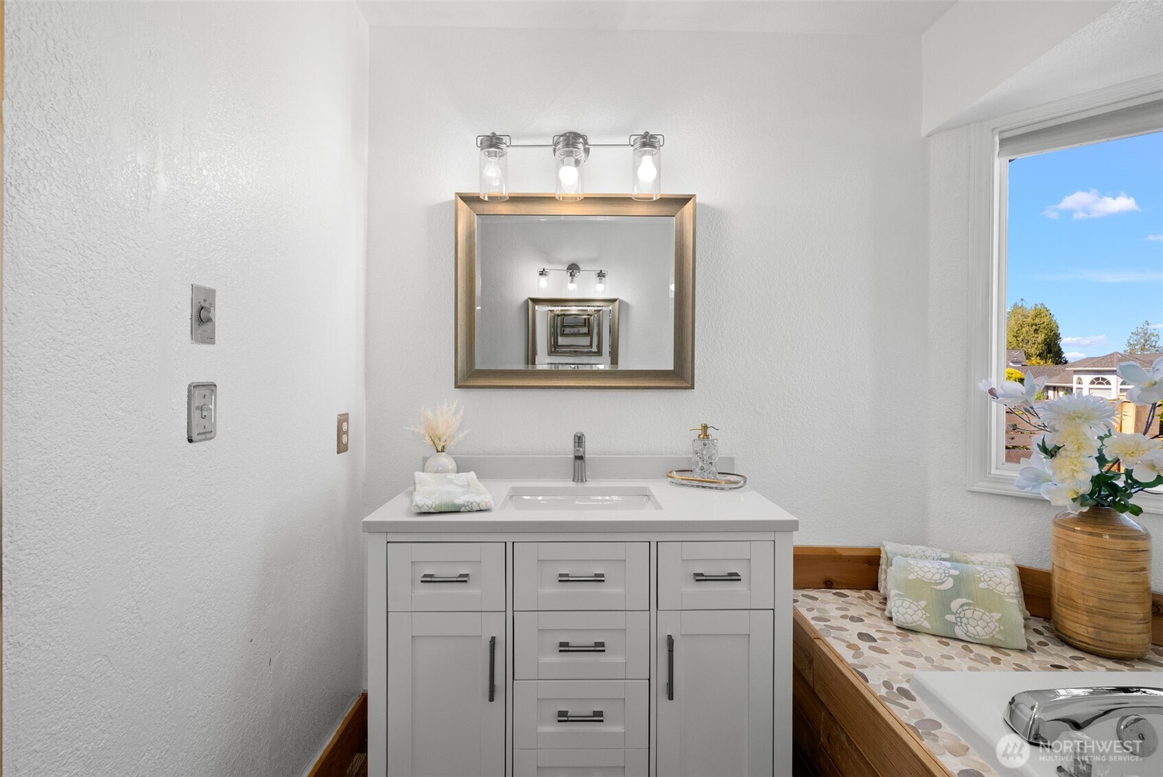 7598 E Alki View Court