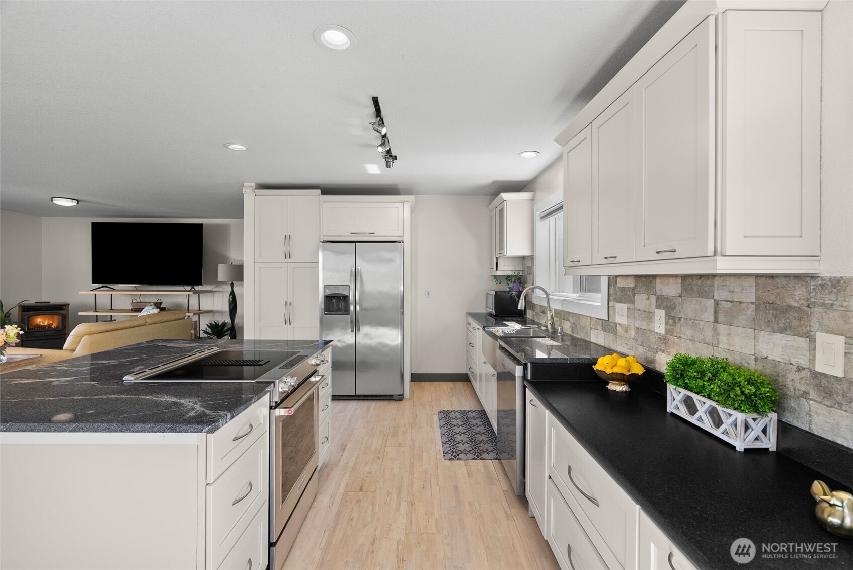 7598 E Alki View Court