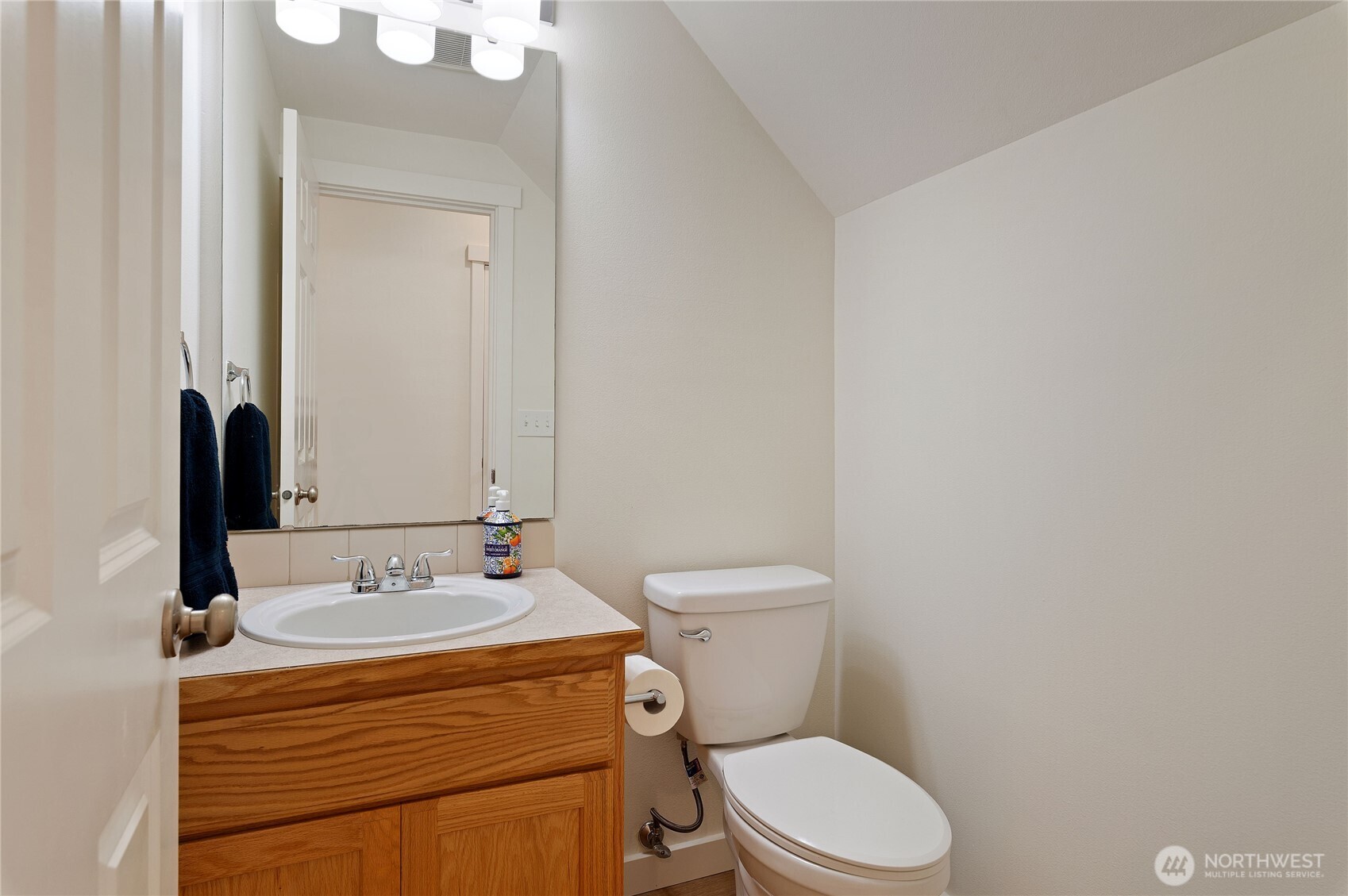 10612 NE Kingston Meadows Circle