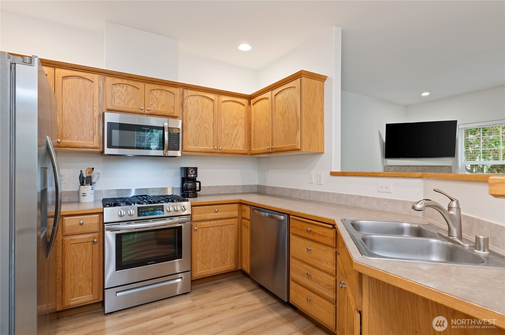 10612 NE Kingston Meadows Circle