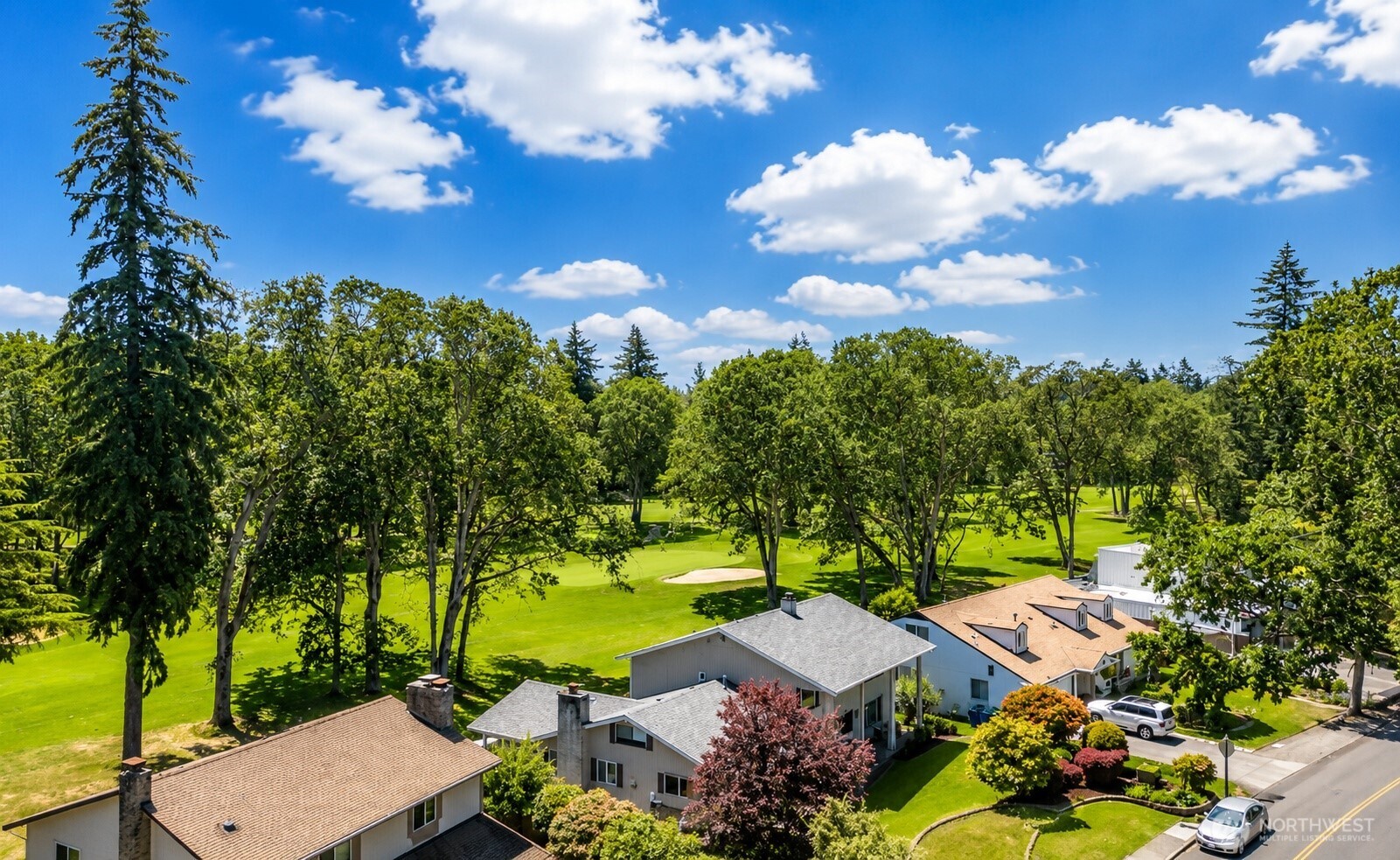 8614 Zircon Drive SW