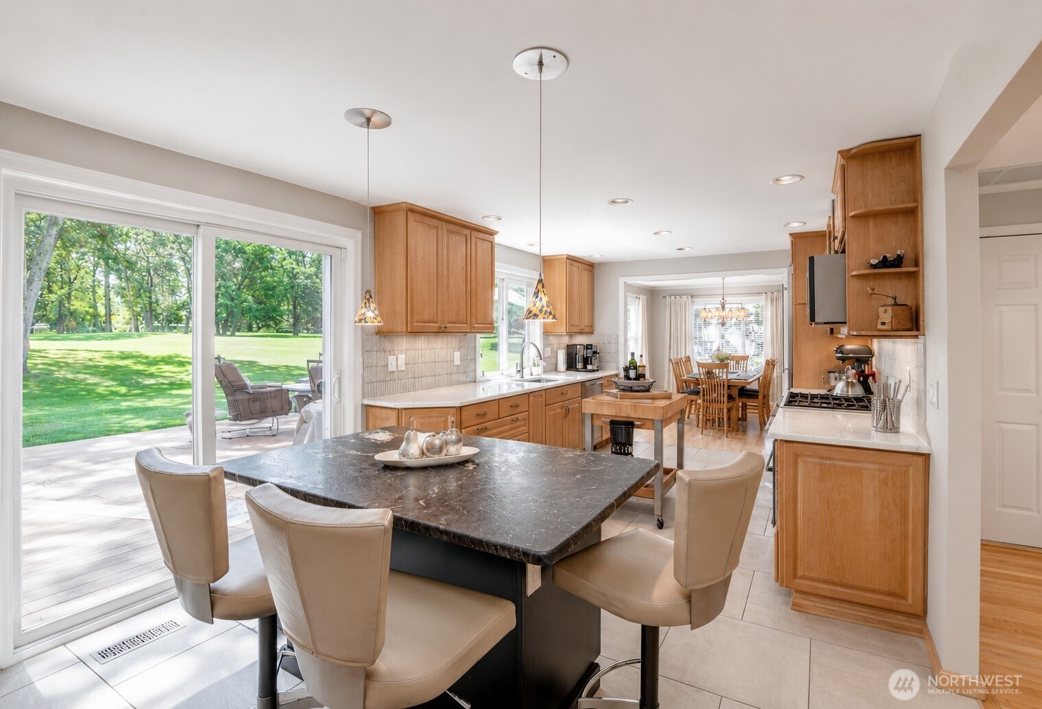 8614 Zircon Drive SW