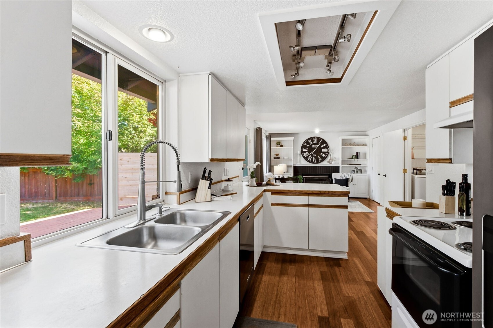 2009 147th Street Ct E