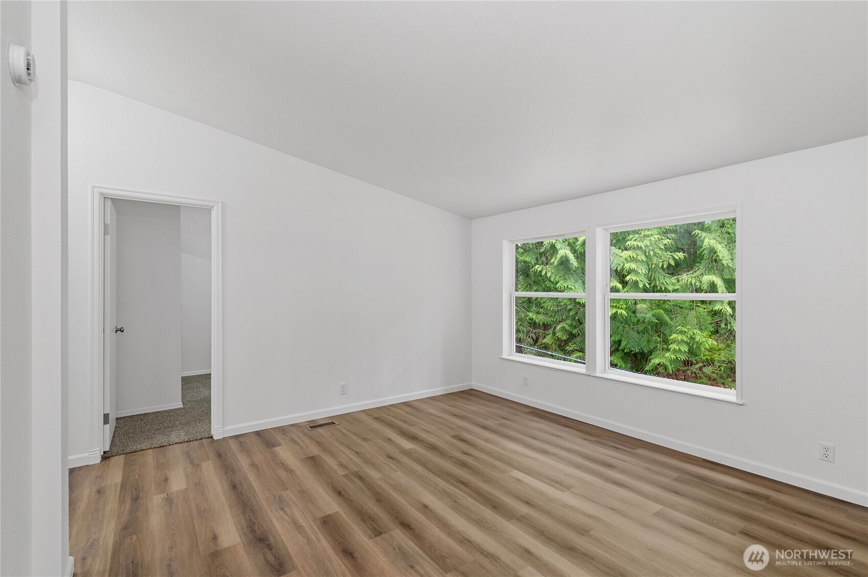 21 E Willopa Road