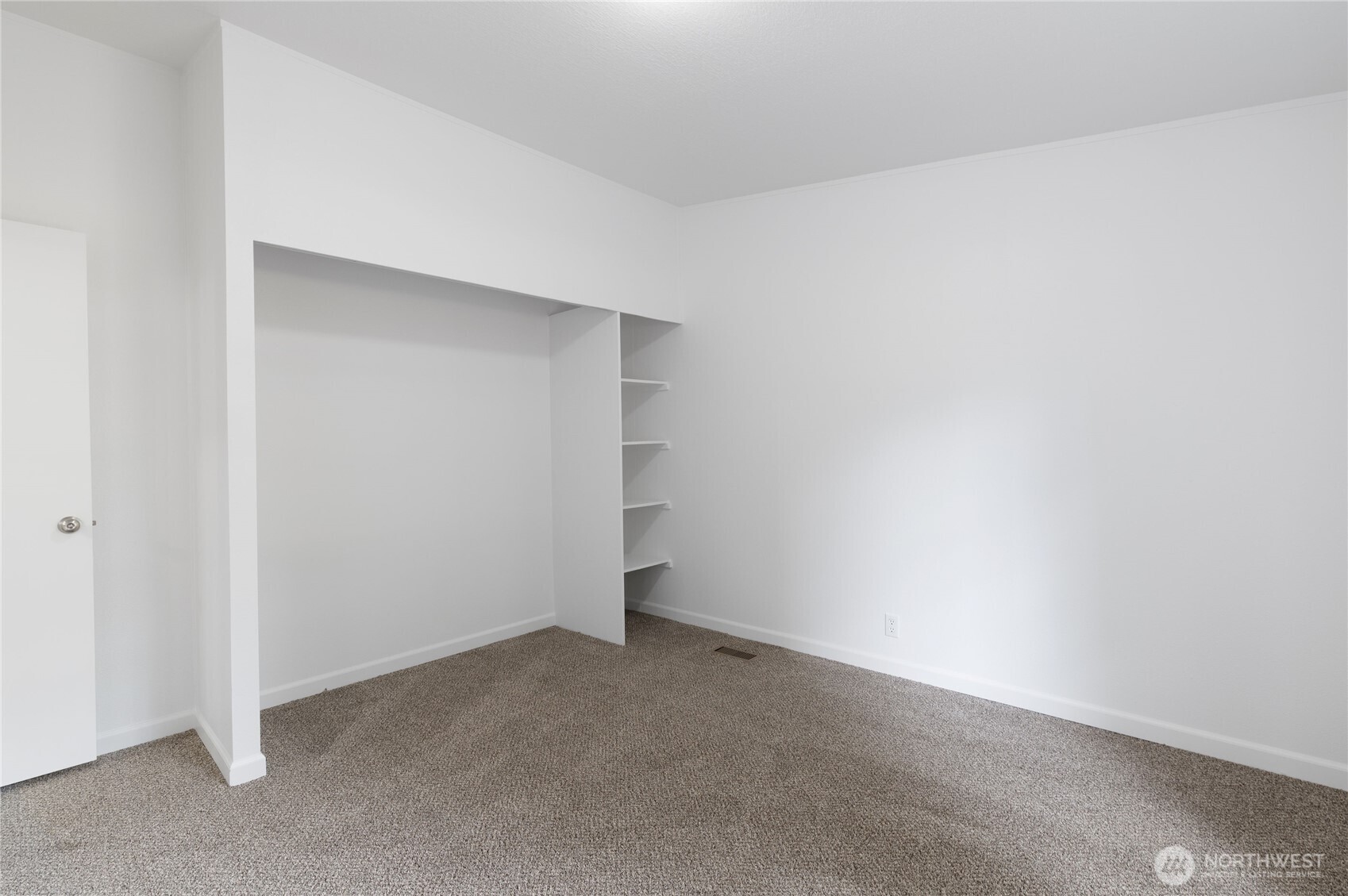 21 E Willopa Road