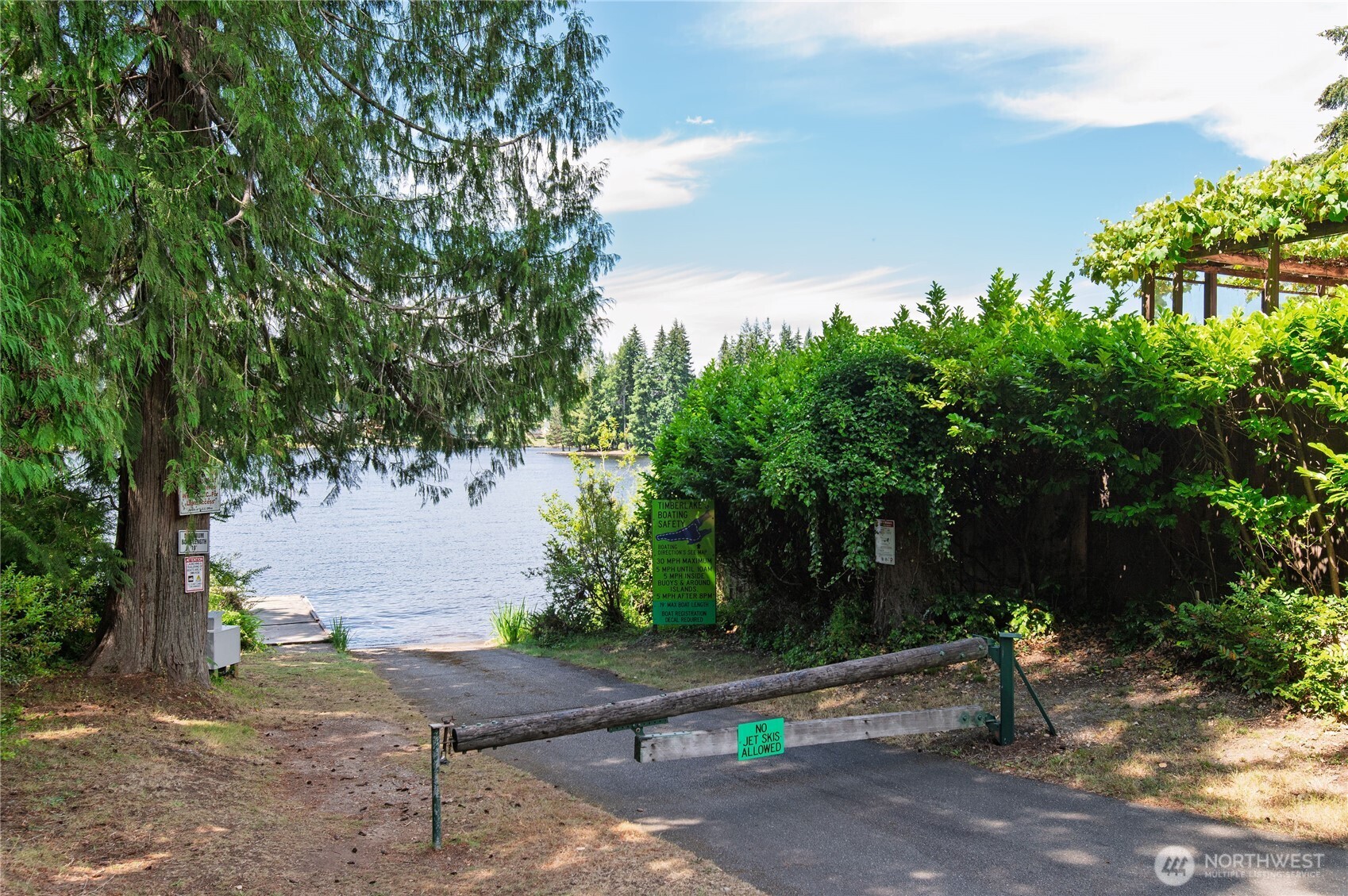 21 E Willopa Road