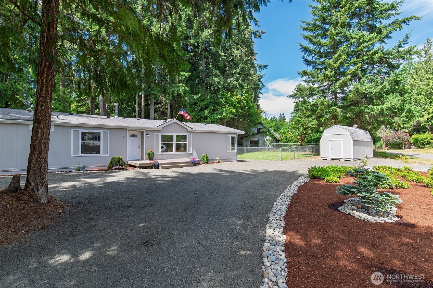 21 E Willopa Road