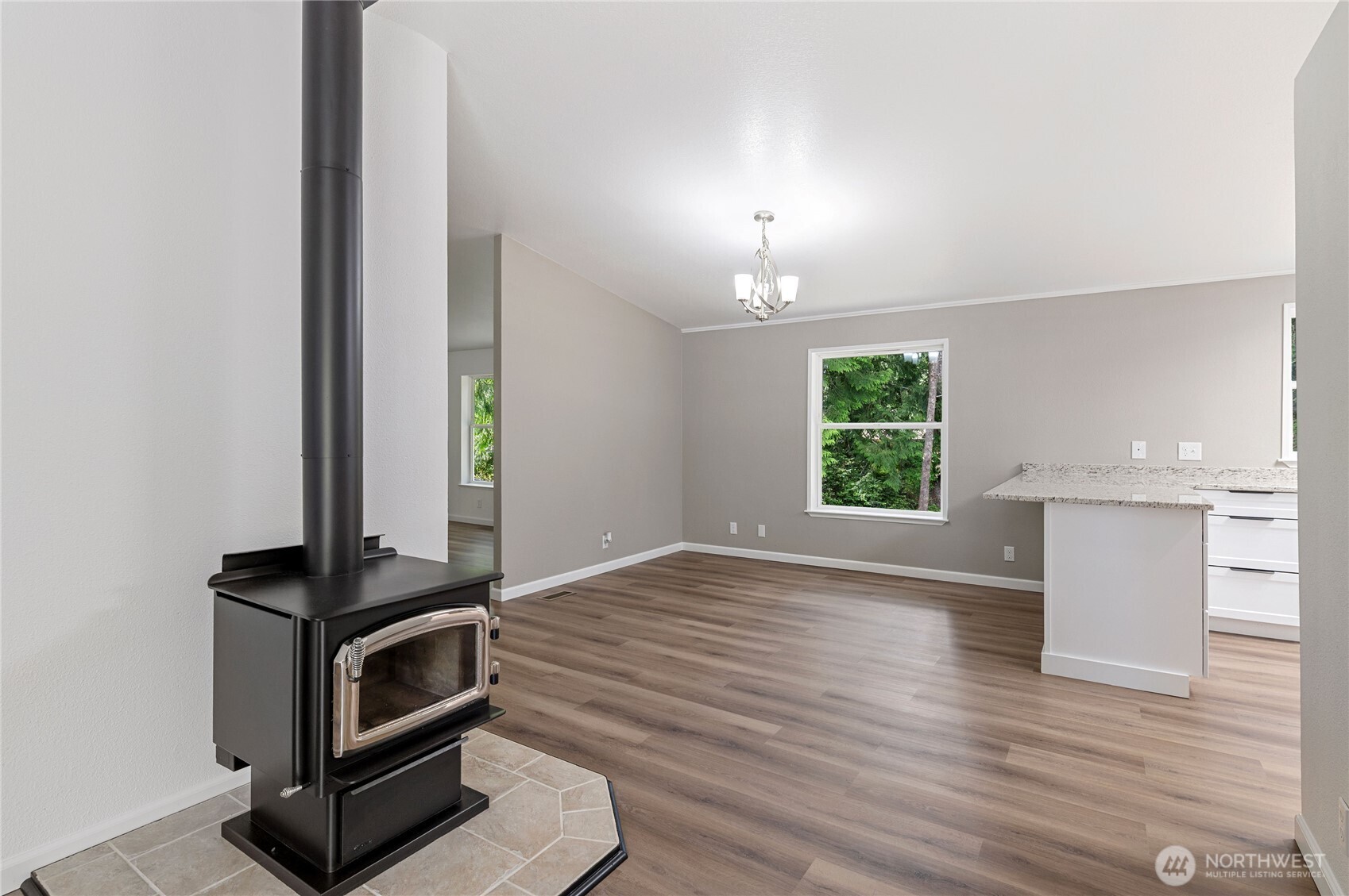 21 E Willopa Road