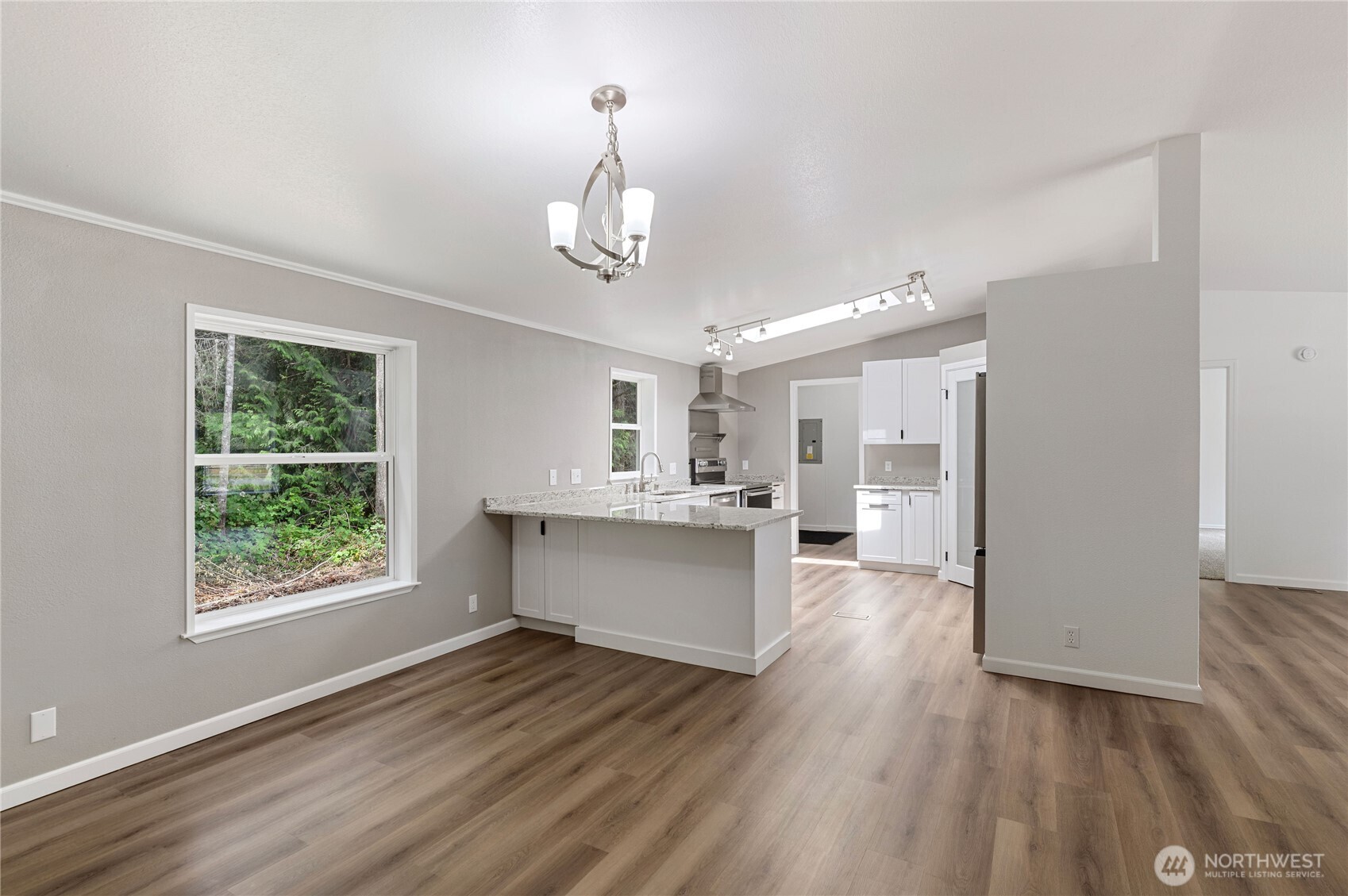 21 E Willopa Road