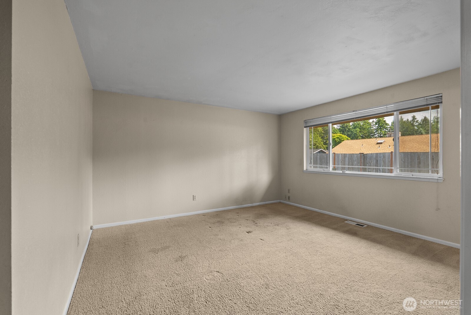 9824 Onyx Drive SW