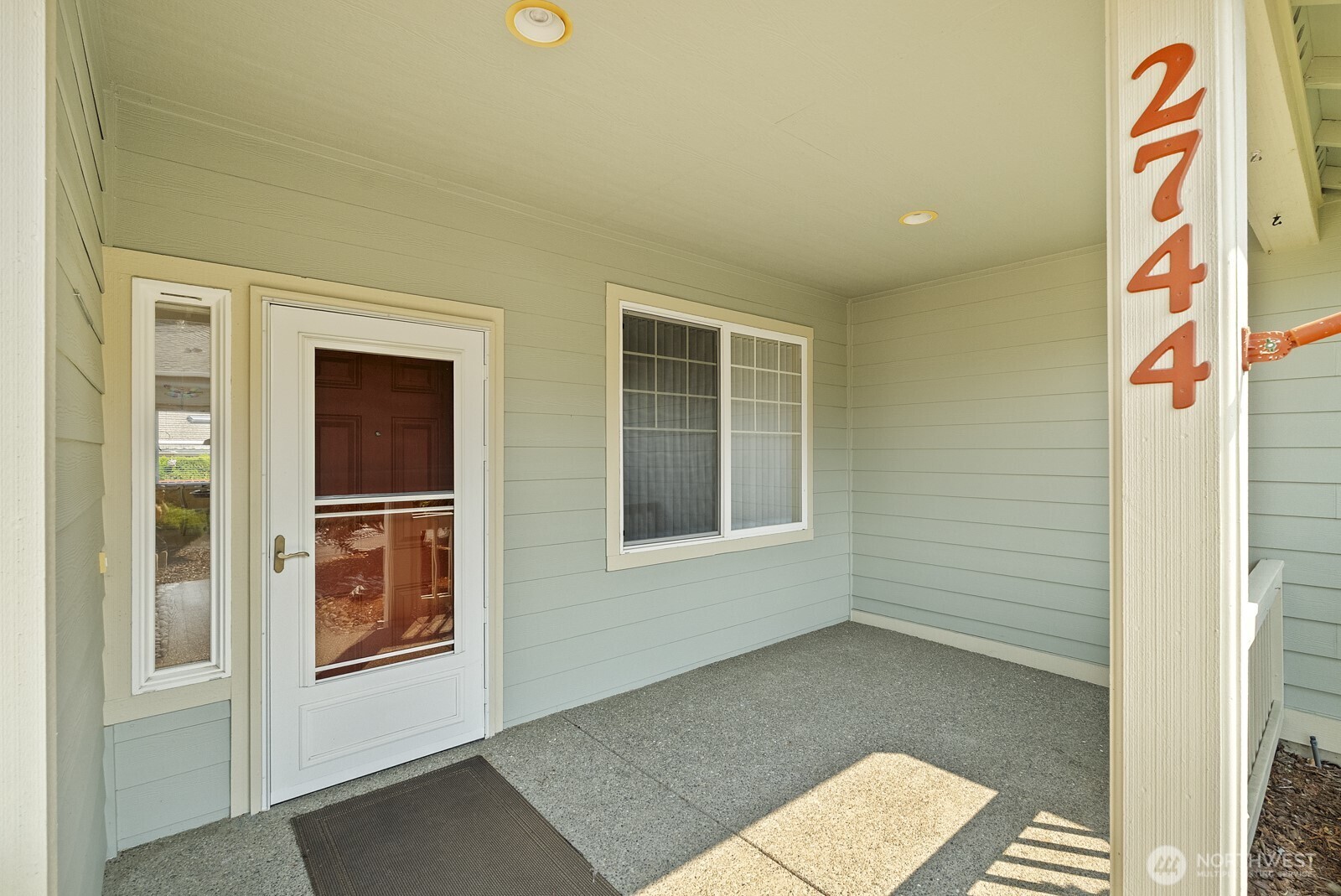 2744 Sutherland Place