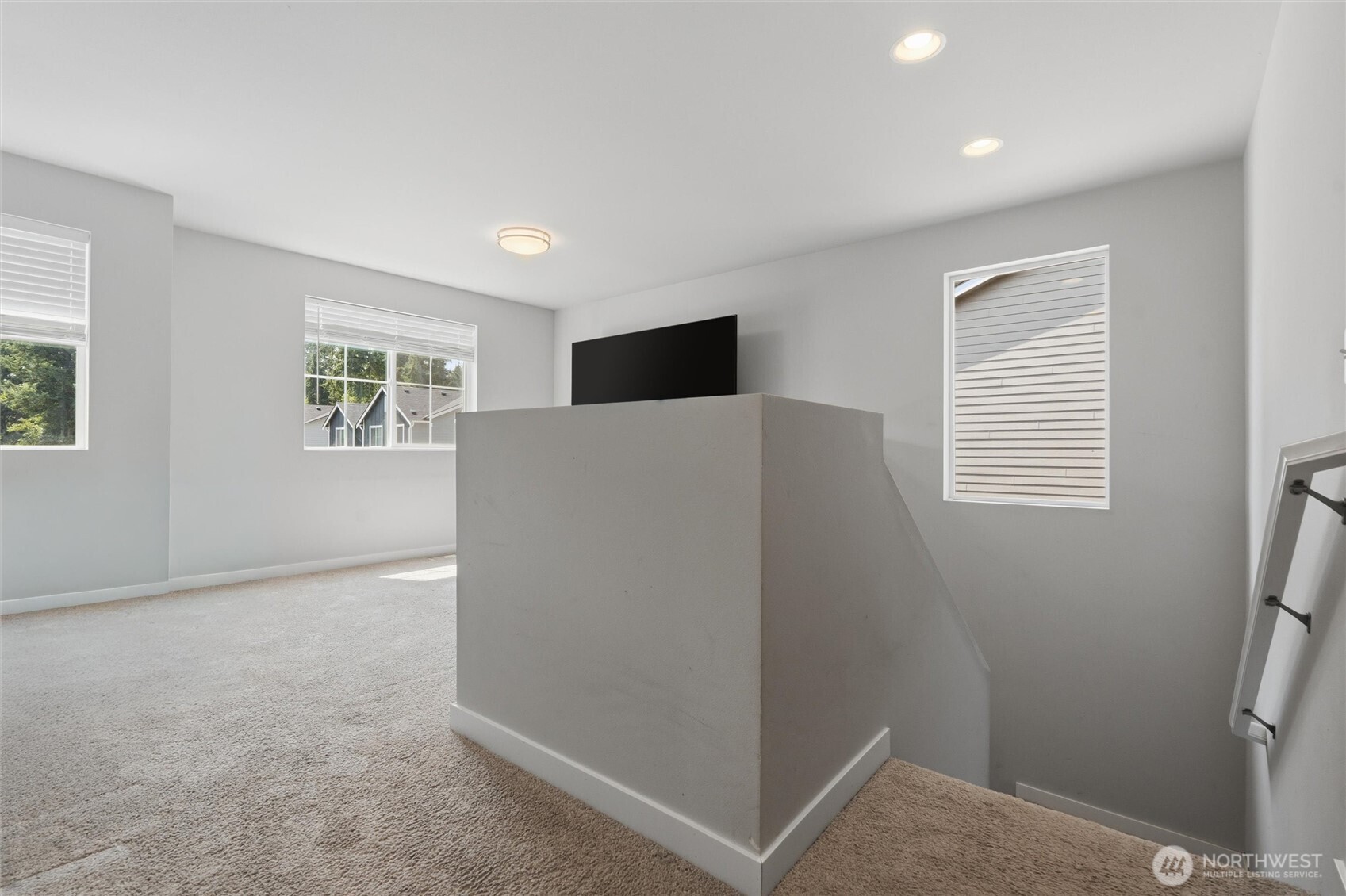 9237 Mint Loop NW