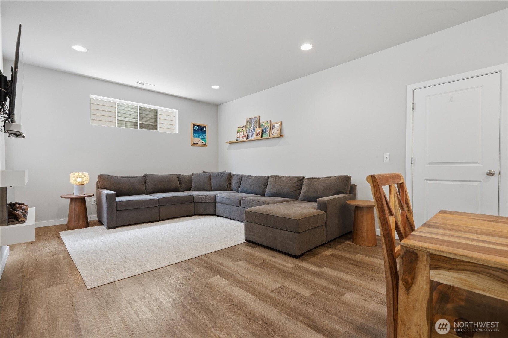 9237 Mint Loop NW