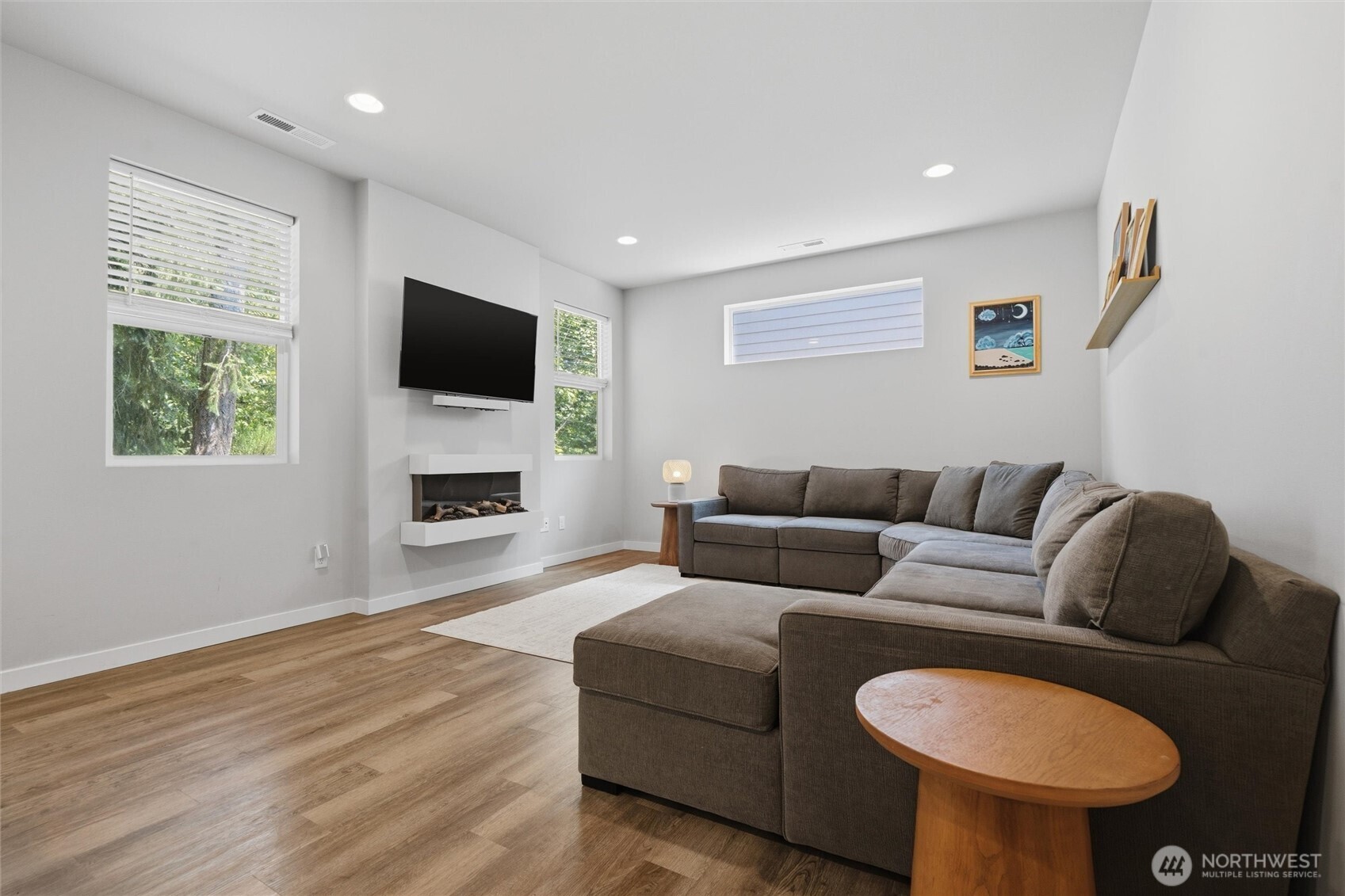 9237 Mint Loop NW