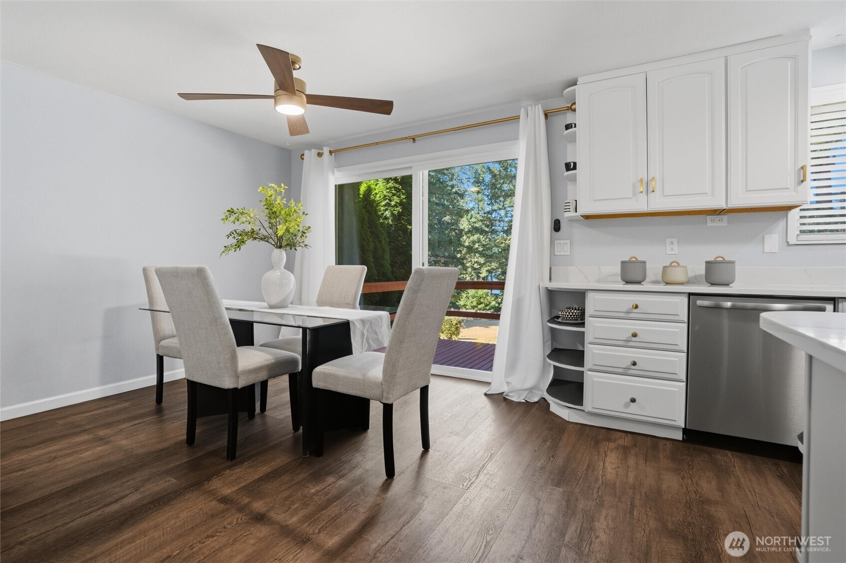 12824 62nd Avenue NW Unit: D4