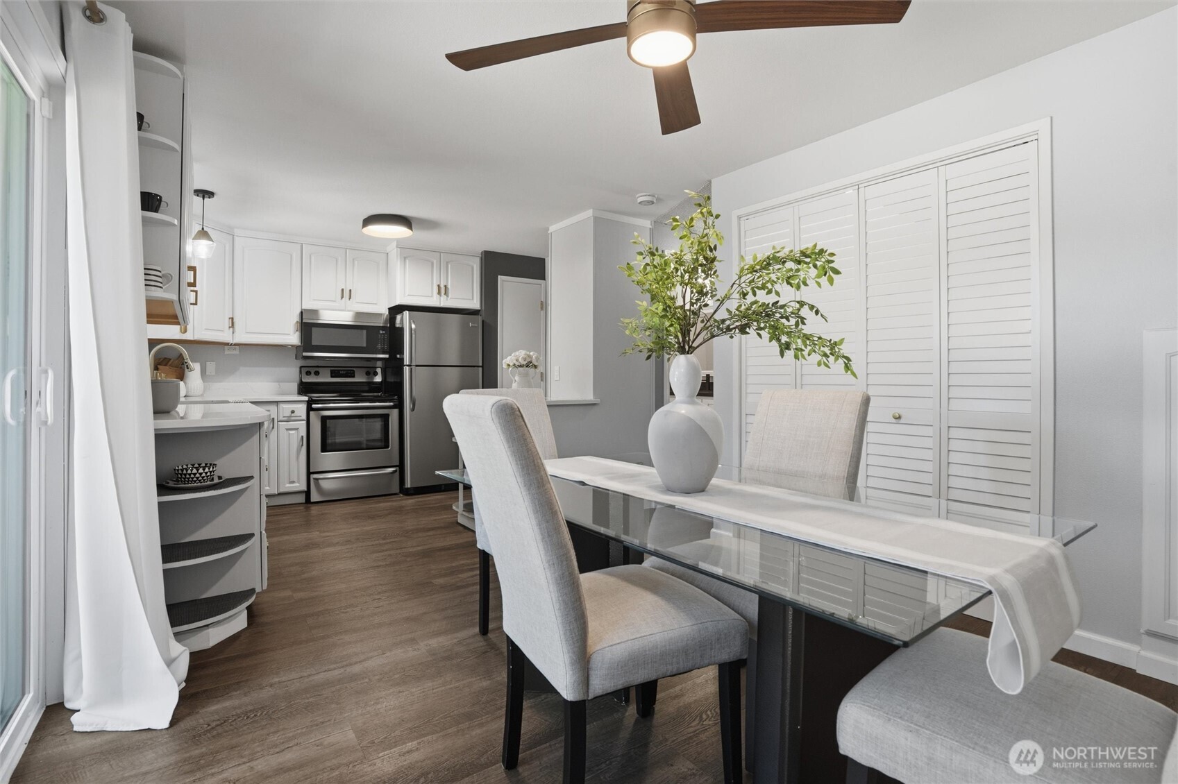 12824 62nd Avenue NW Unit: D4