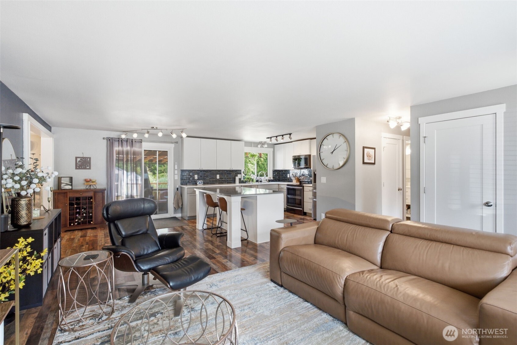3989 Coronet Place SE