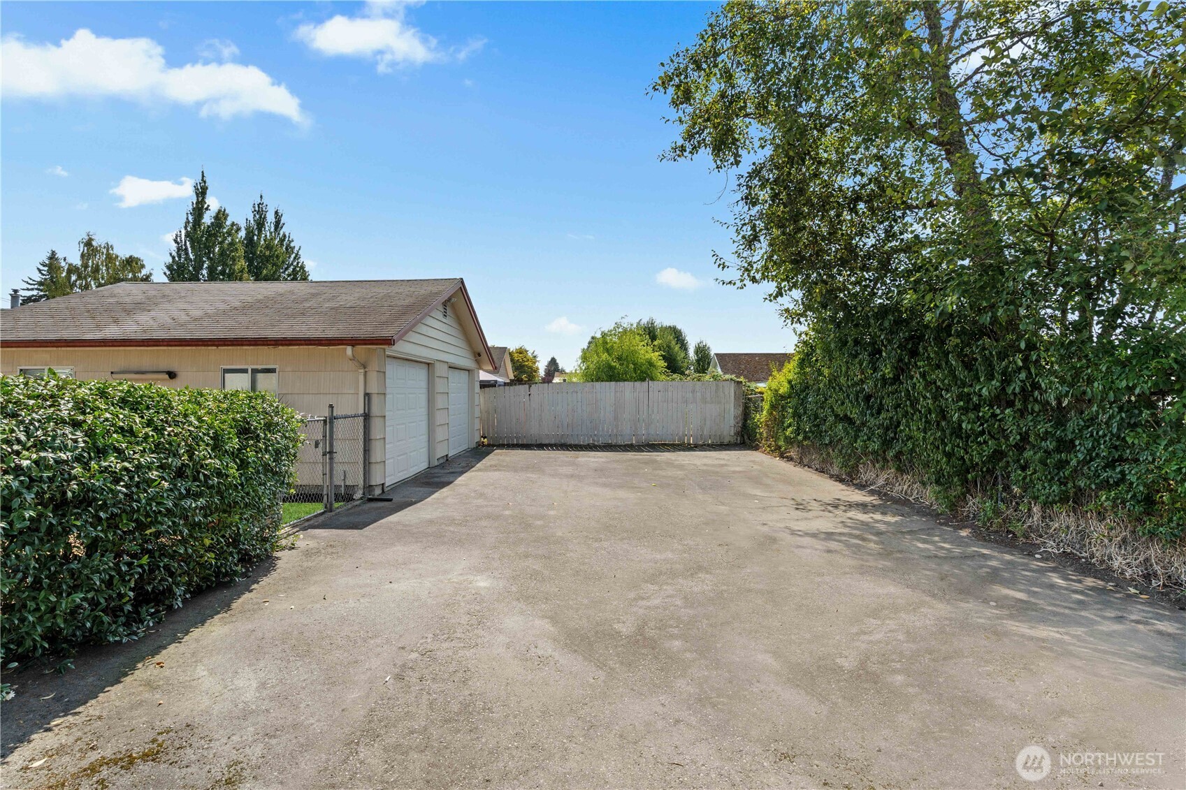 3237 Solie Avenue
